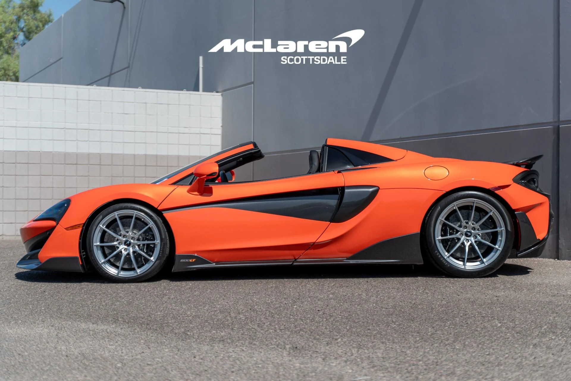 mph003_2796416237_Used_2020_MCLAREN_600_LT_1782157749_abc12f334f