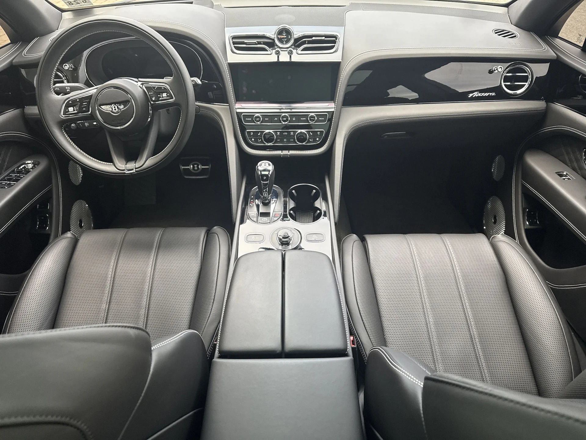 mph003_2797035549_99846ecf1ba06a1b082eb2772b1f3050x_d3bc1400b6