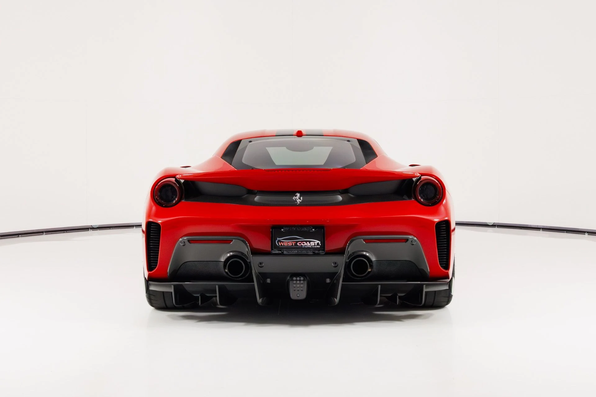 mph003_2799907377_Used_2019_Ferrari_488_Pista_1772733819_ed30b16d13