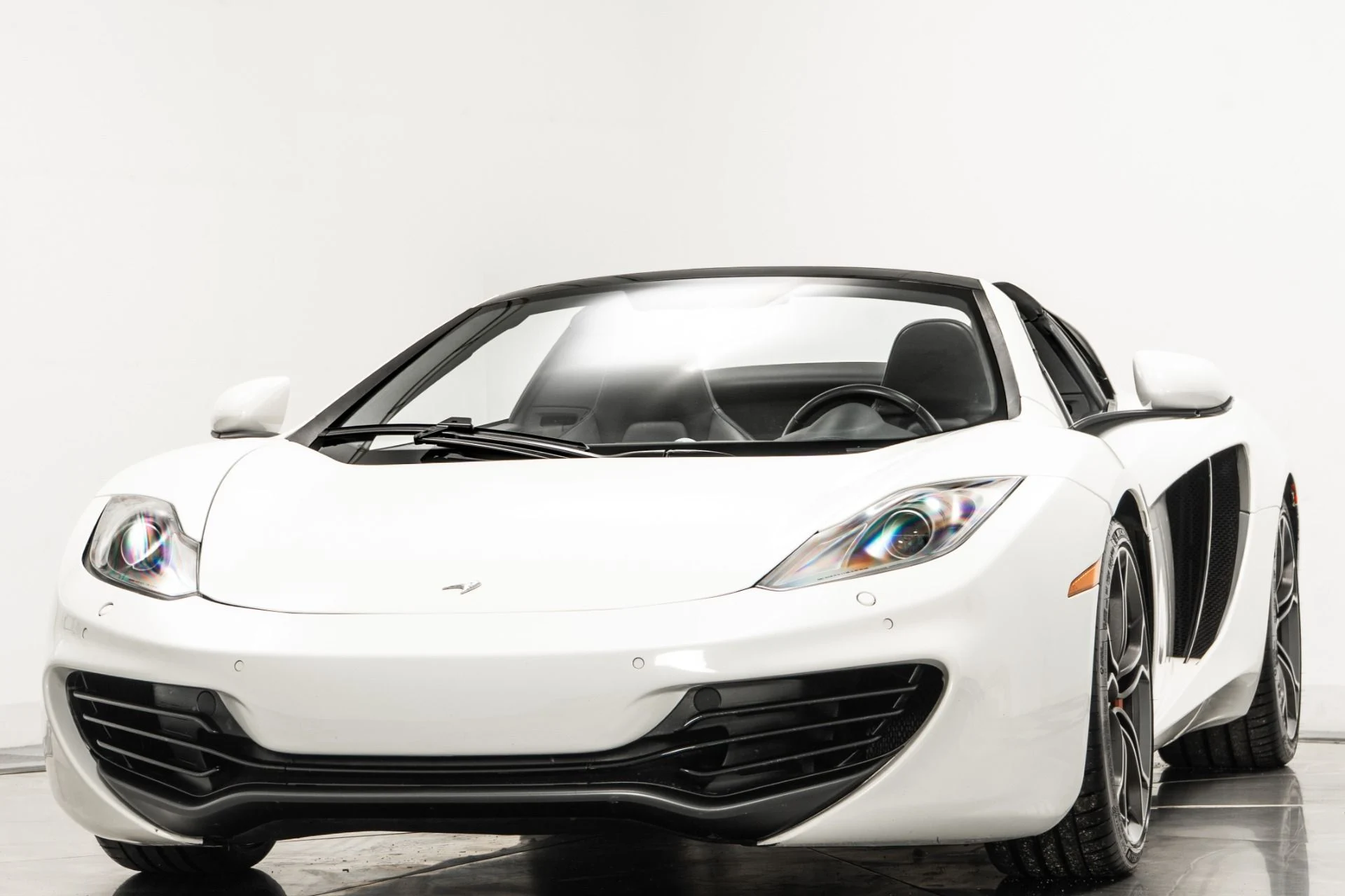 mph003_2809808426_Used_2014_Mc_Laren_MP_4_12_C_Spyder_1746215562_bf0d6e4ac4