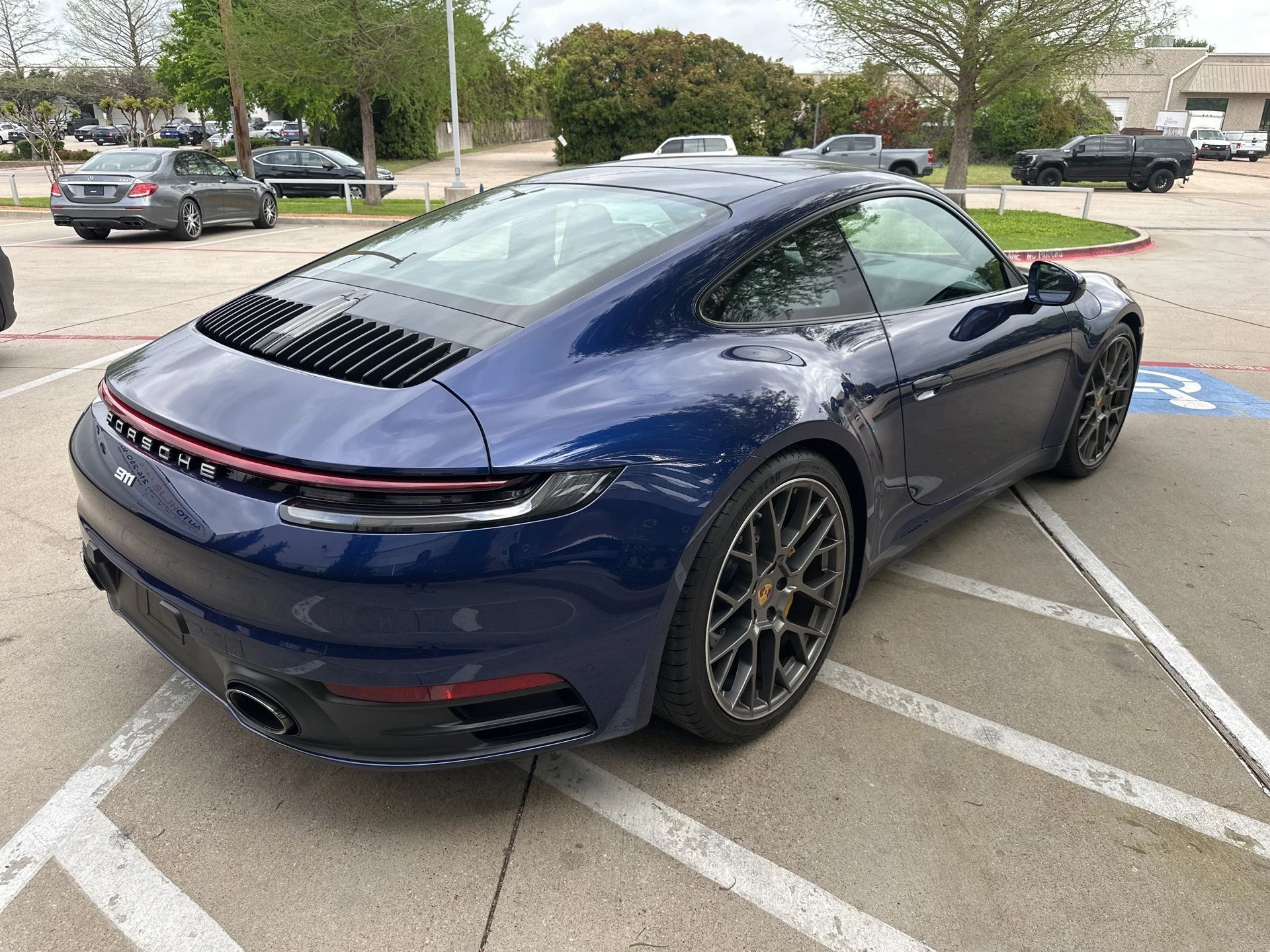 mph003_2812108882_242bdf2ecd9504978ea0494bda8d24b5x_aefff5ecdf