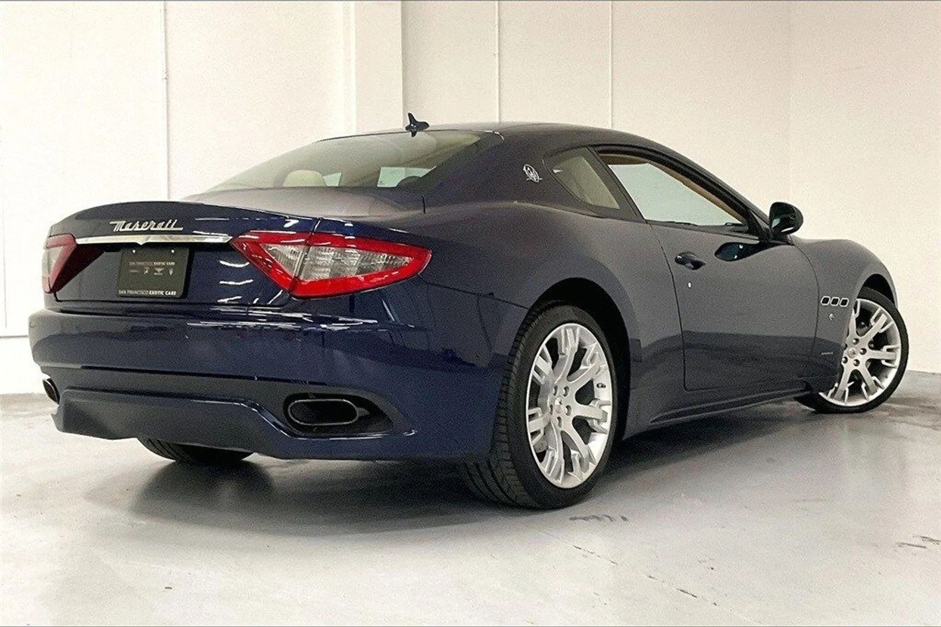 mph003_2815094359_9d52a7c00ce505af30a70f7d50627781x_0d7d9dfc81