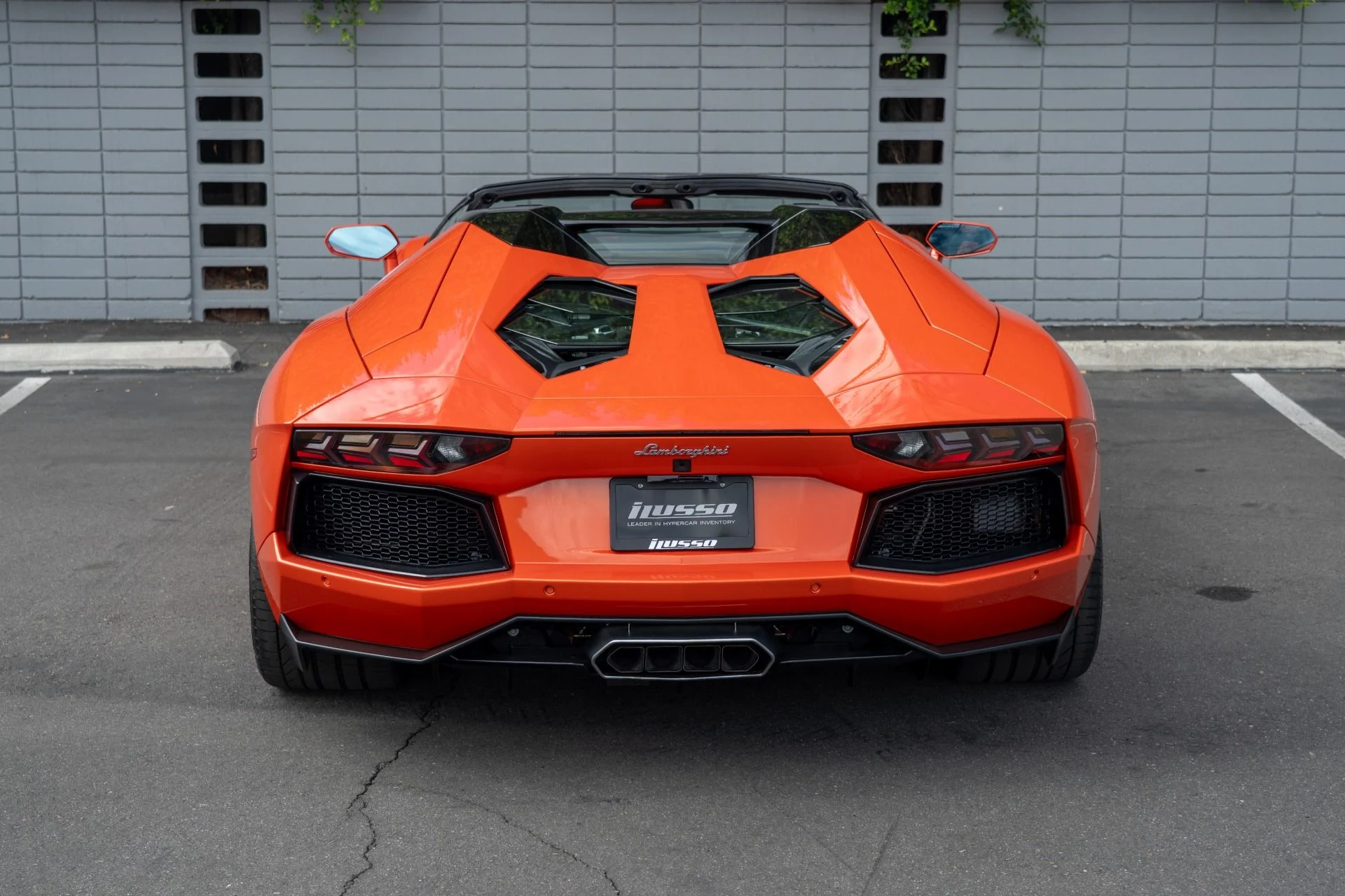 mph003_2822356213_Used_2014_Lamborghini_Aventador_LP_700_4_1760049910_189d1a3c7c