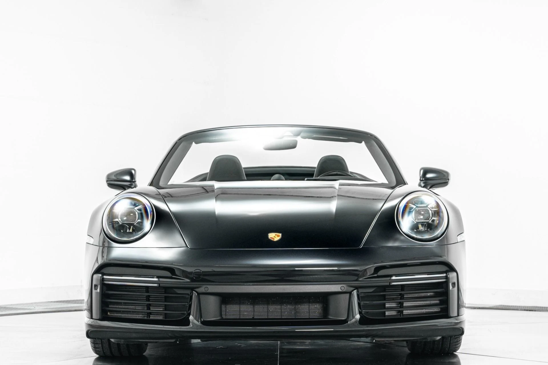 mph003_2827794076_Used_2021_Porsche_911_Turbo_S_Cabriolet_Sport_Exhaust_Front_Axle_Lift_PASM_Suspension_1778269772_72e1a1b9f8