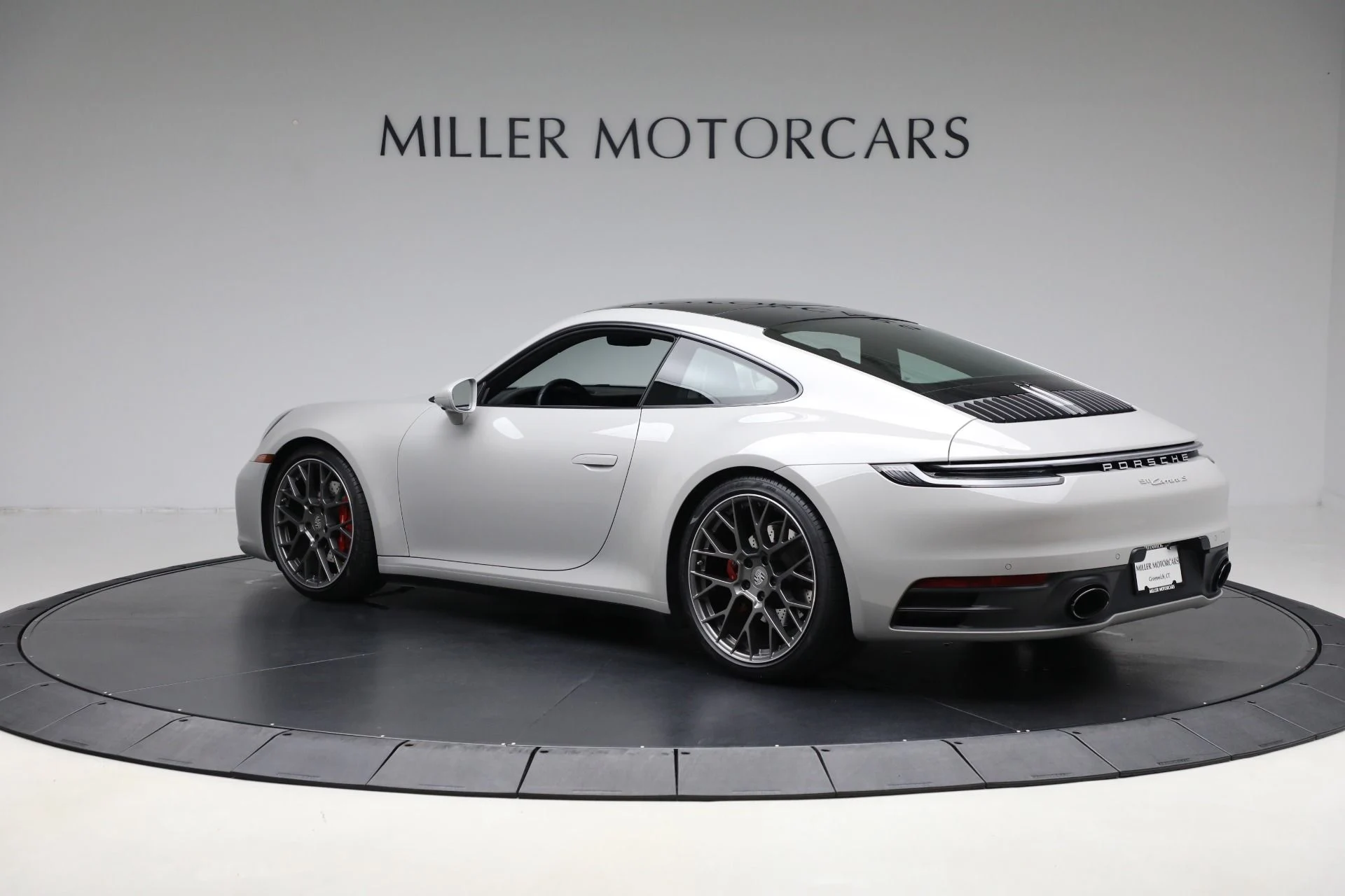 mph003_2846643716_Used_2021_Porsche_911_Carrera_S_1760990631_44e0df62e3