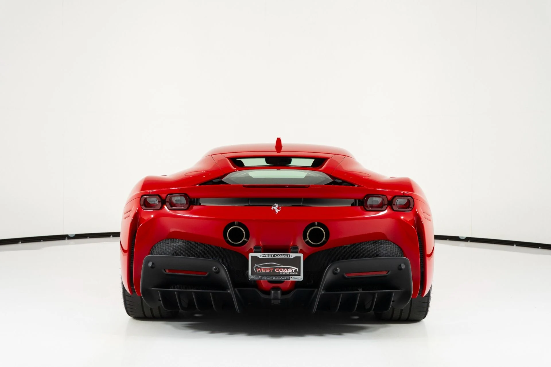 mph003_2849380566_Used_2023_Ferrari_SF_90_Stradale_1755717820_3703f61fd7