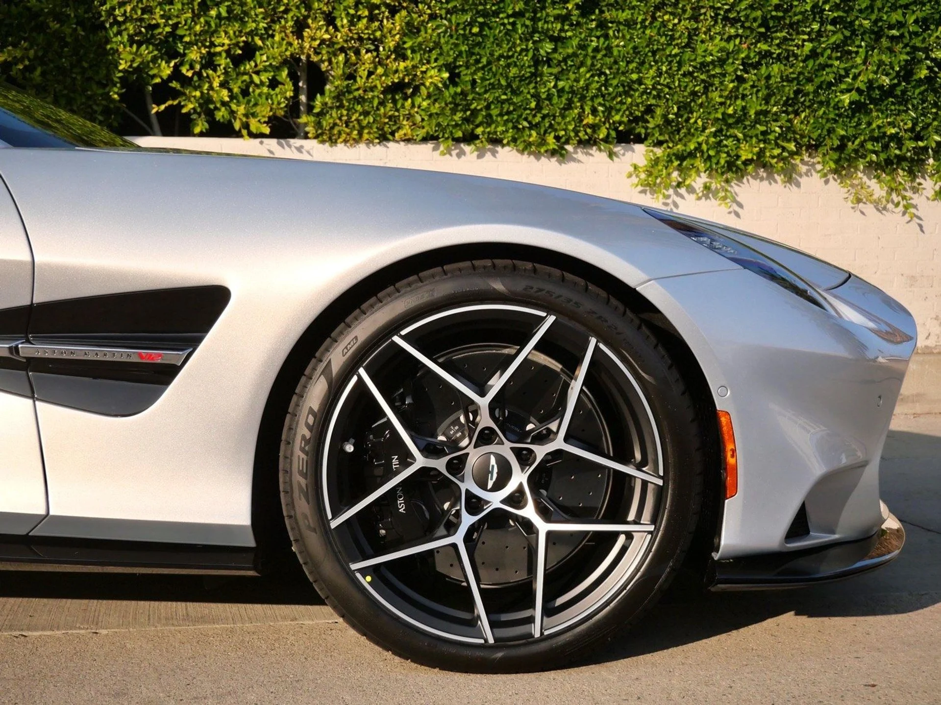 mph003_2854080395_6a9b3ff20fa424be69b47c5b50ddbf25x_8e170d8340