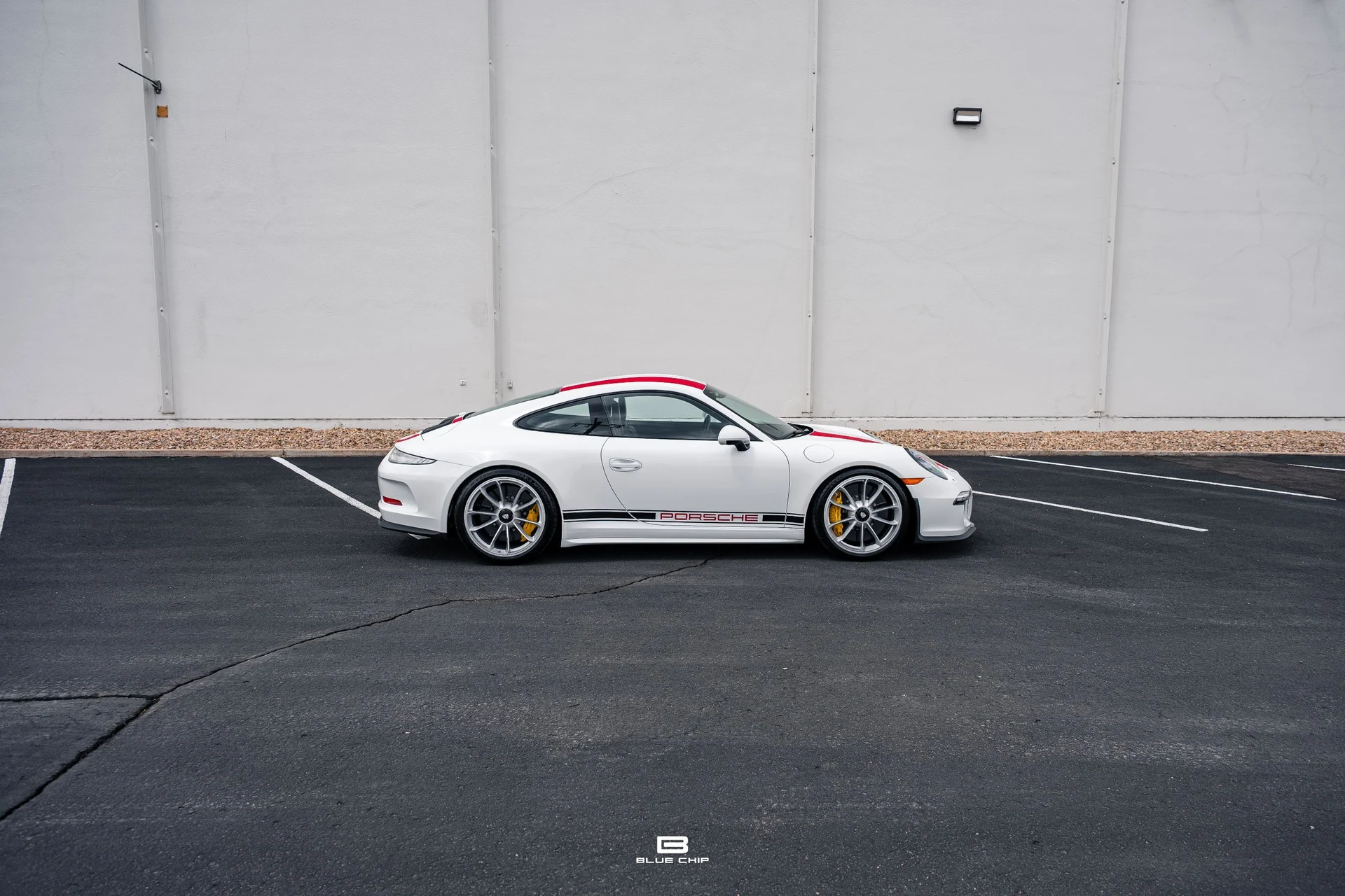 mph003_2858965895_6a691ce51c5d765261e5b491_23789_202016_20_Porsche_20911_20_R_04_f50d062851