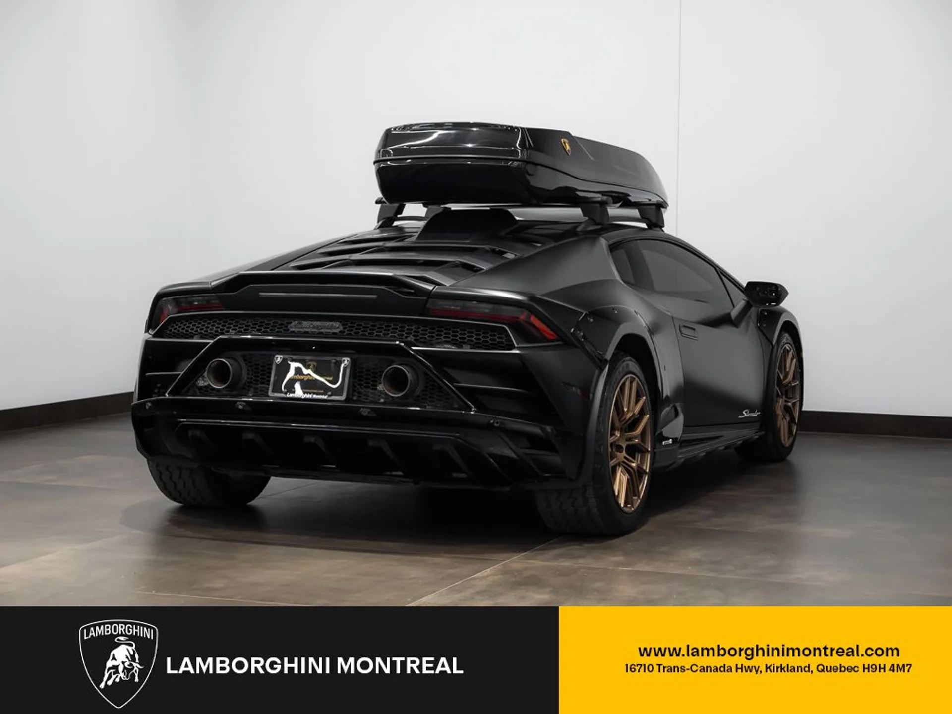 mph003_2869314336_jpg_v_1763407705_400a5c0d3f