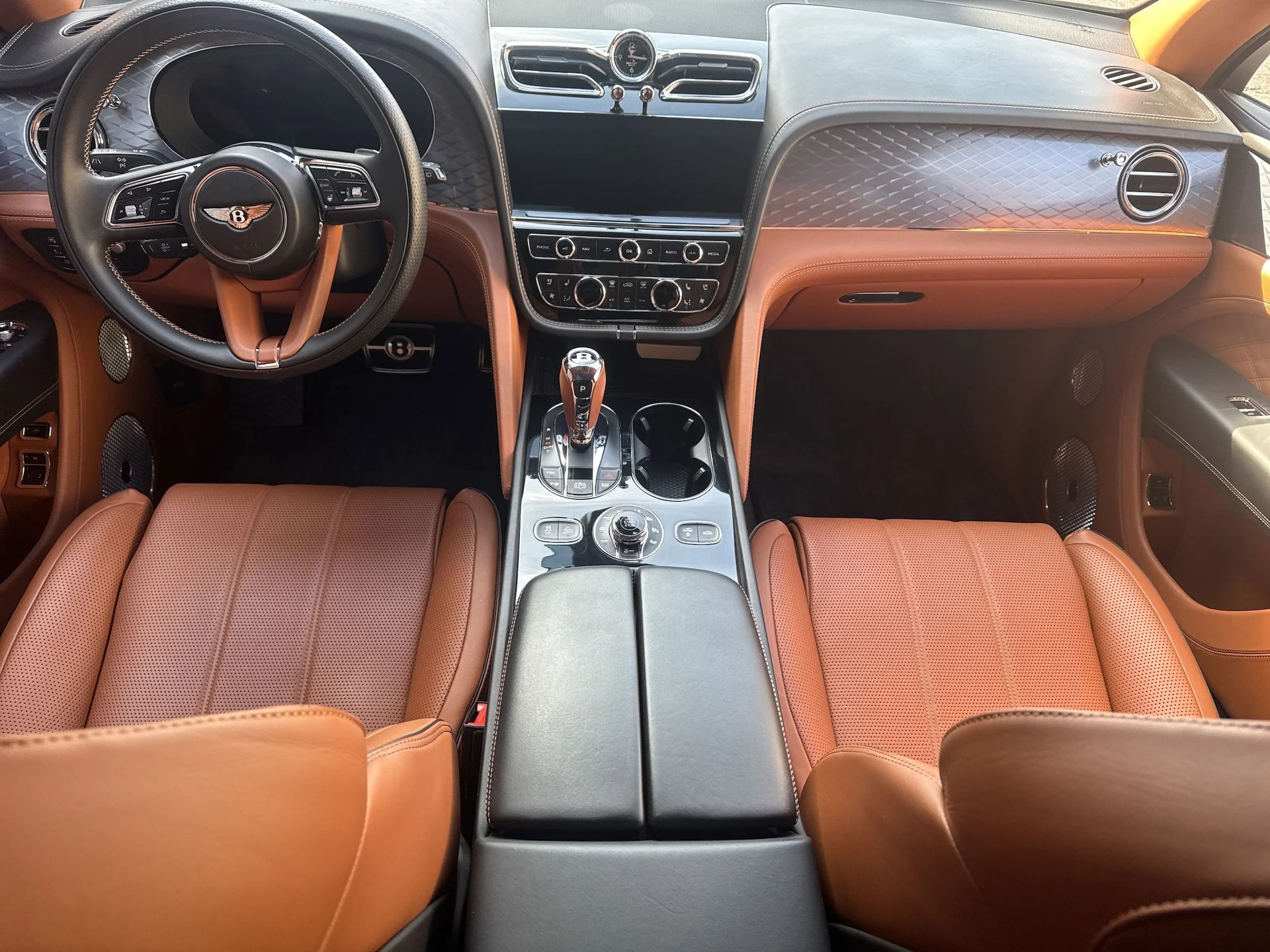 mph003_2872332436_2a82cc21e33939cc3a94b807267330dcx_742cd113e7