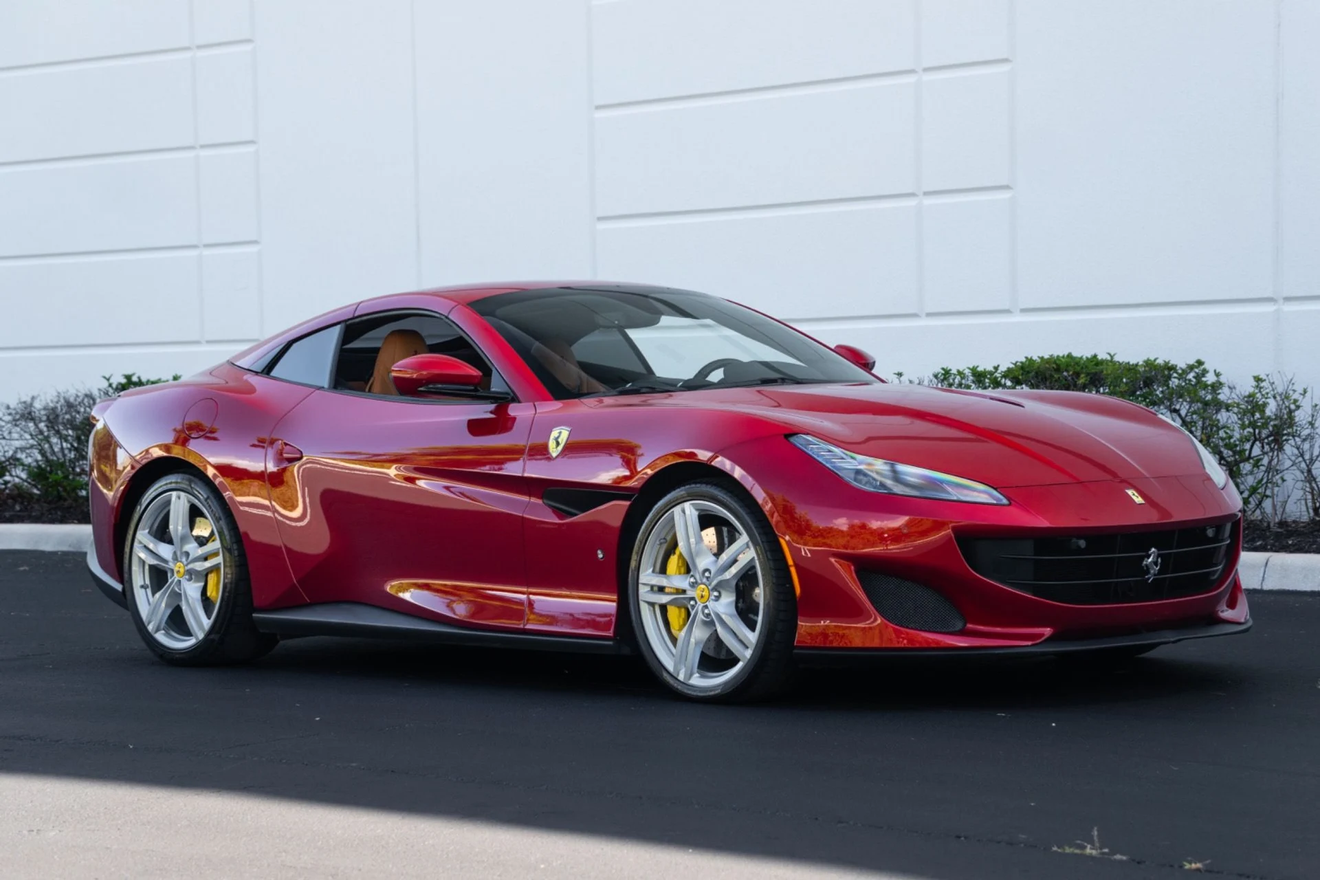 mph003_287534048_Used_2019_Ferrari_Portofino_1779385815_6d4a4d6a13