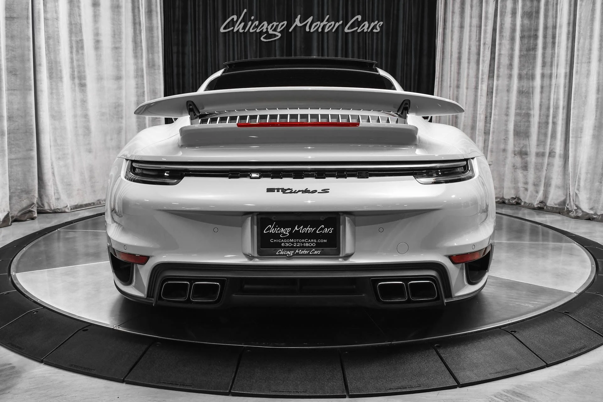 mph003_2878066310_10645_p4_l_4ed281da56