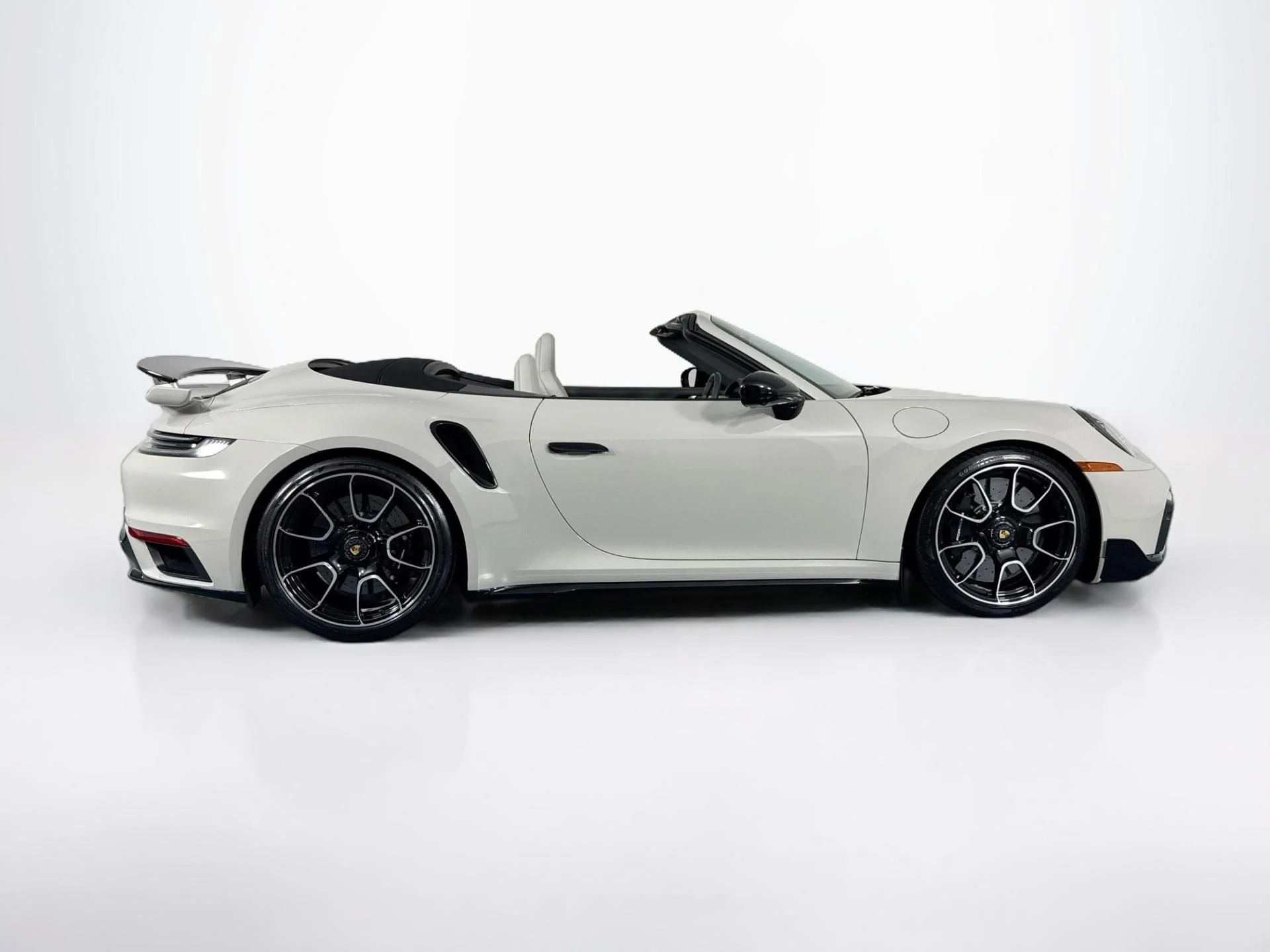 mph003_2884580400_Used_2025_Porsche_911_Turbo_S_1785281620_07b4b23823