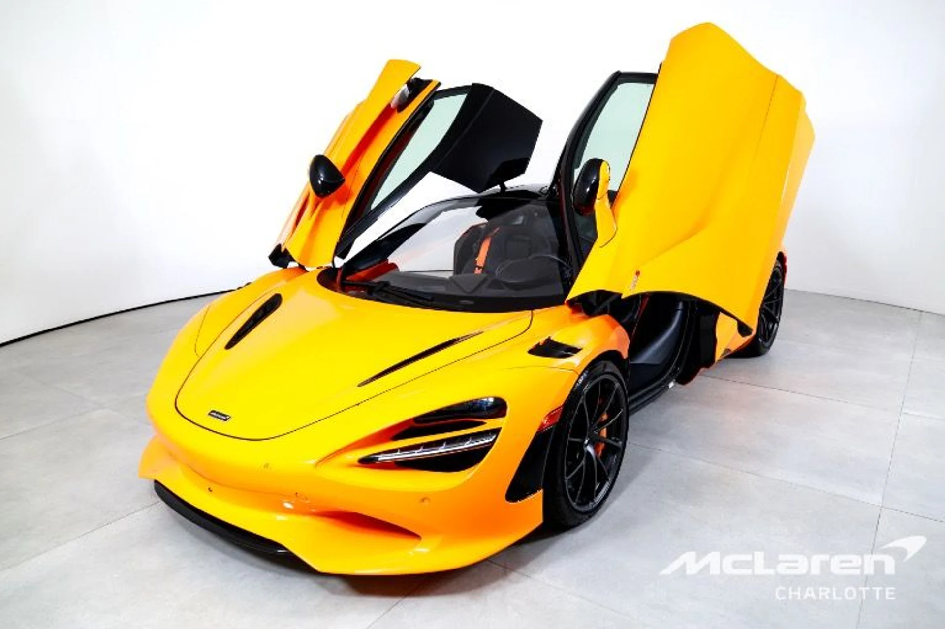 mph003_2884747158_Used_2024_Mc_Laren_750_S_bfe89a5279