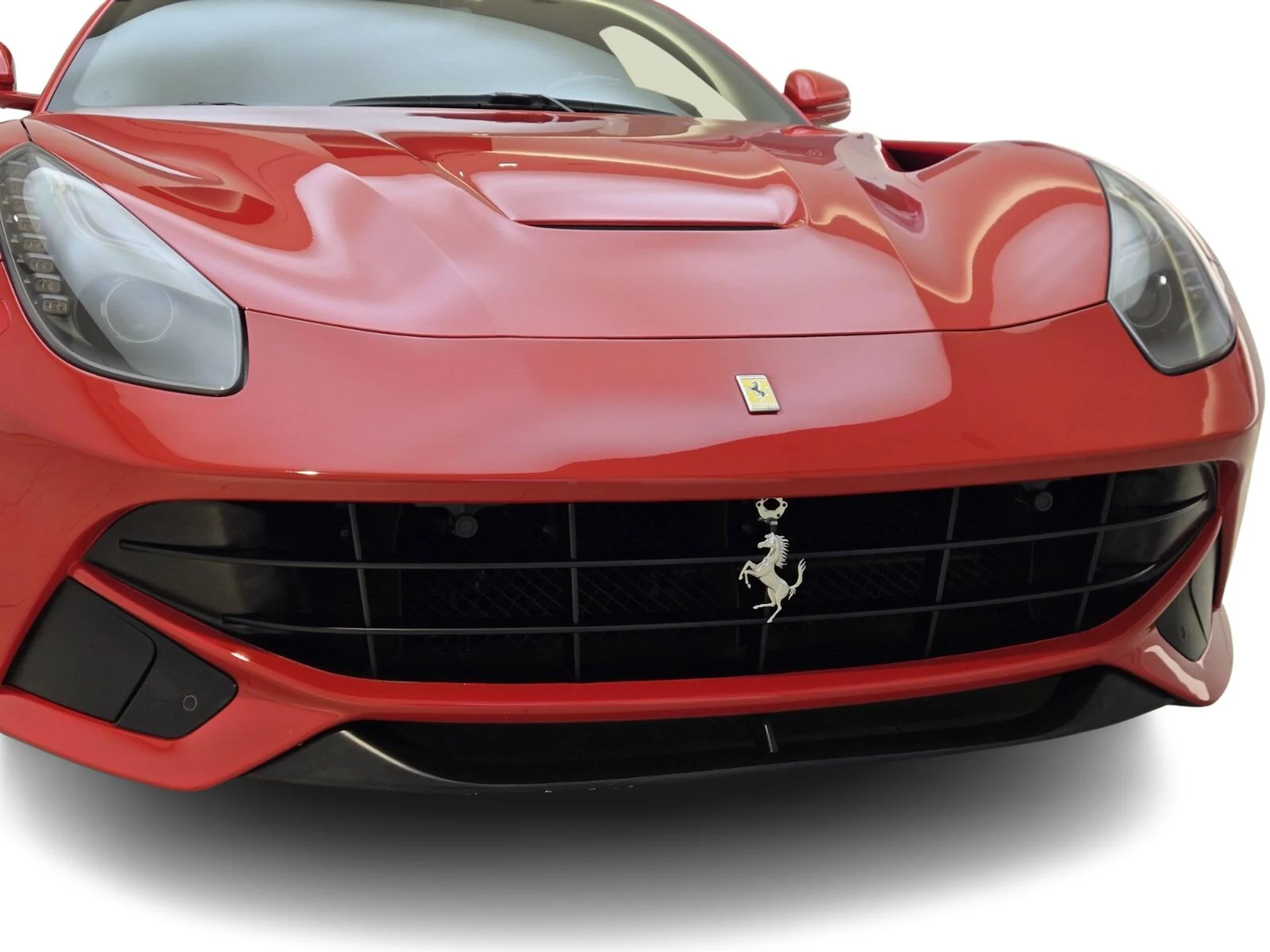 mph003_2895629410_Used_2016_Ferrari_F12_Berlinetta_1760770815_5535f55b16