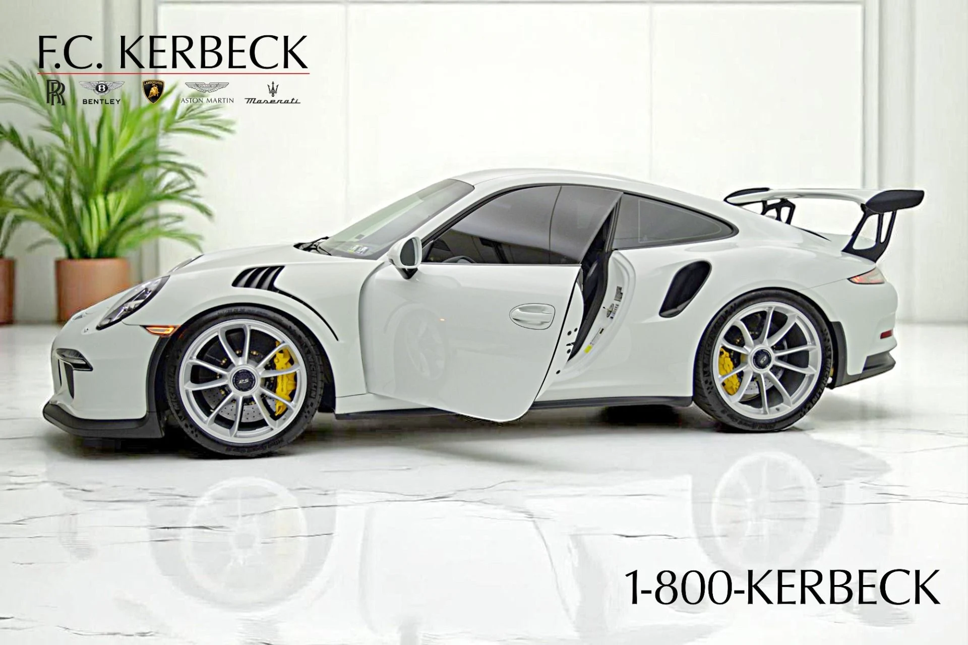 mph003_2901780970_Used_2016_Porsche_911_GT_3_RS_1748962822_f01a08ff07