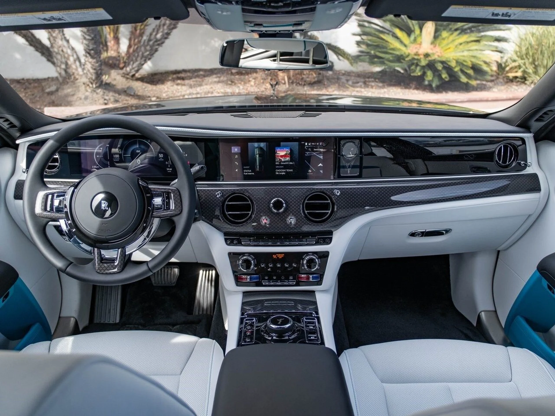 mph003_2911137193_e0db362f85619e45f7ccb385a0b06695x_efa8fc7009