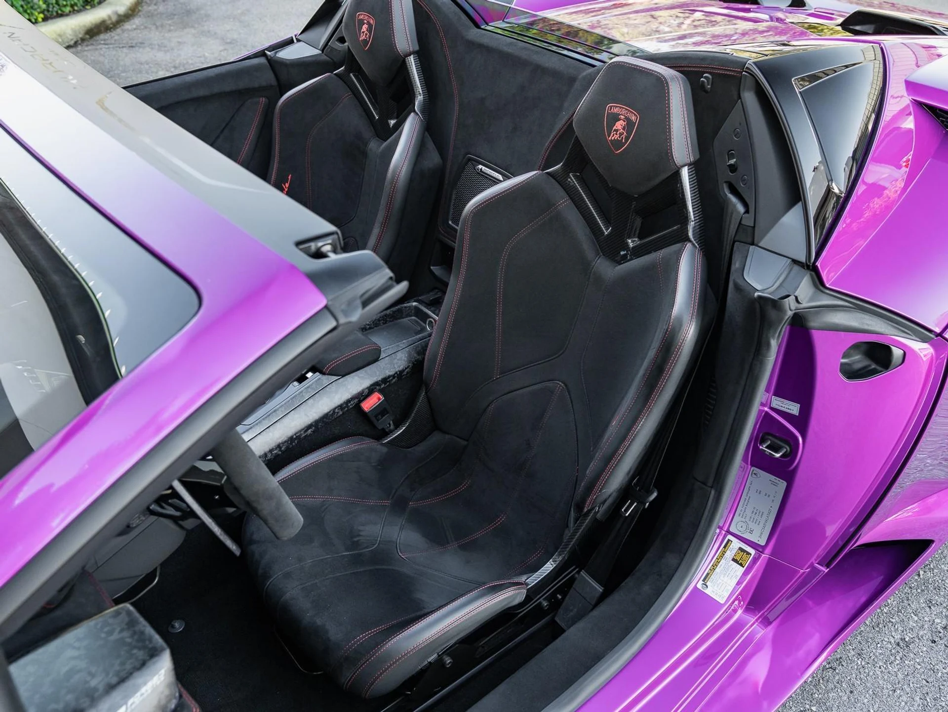 mph003_2911916649_Used_2019_Lamborghini_Huracan_Performante_1766430414_20bf7f21ed