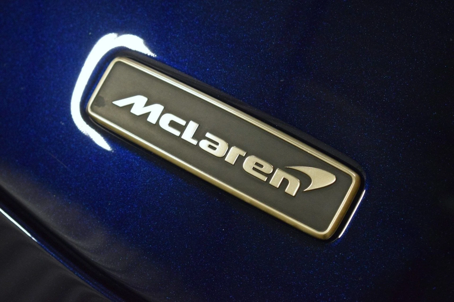 mph003_2912279081_11f9632fa2df56947576e7b4e646fdc3x_ec80c997c2