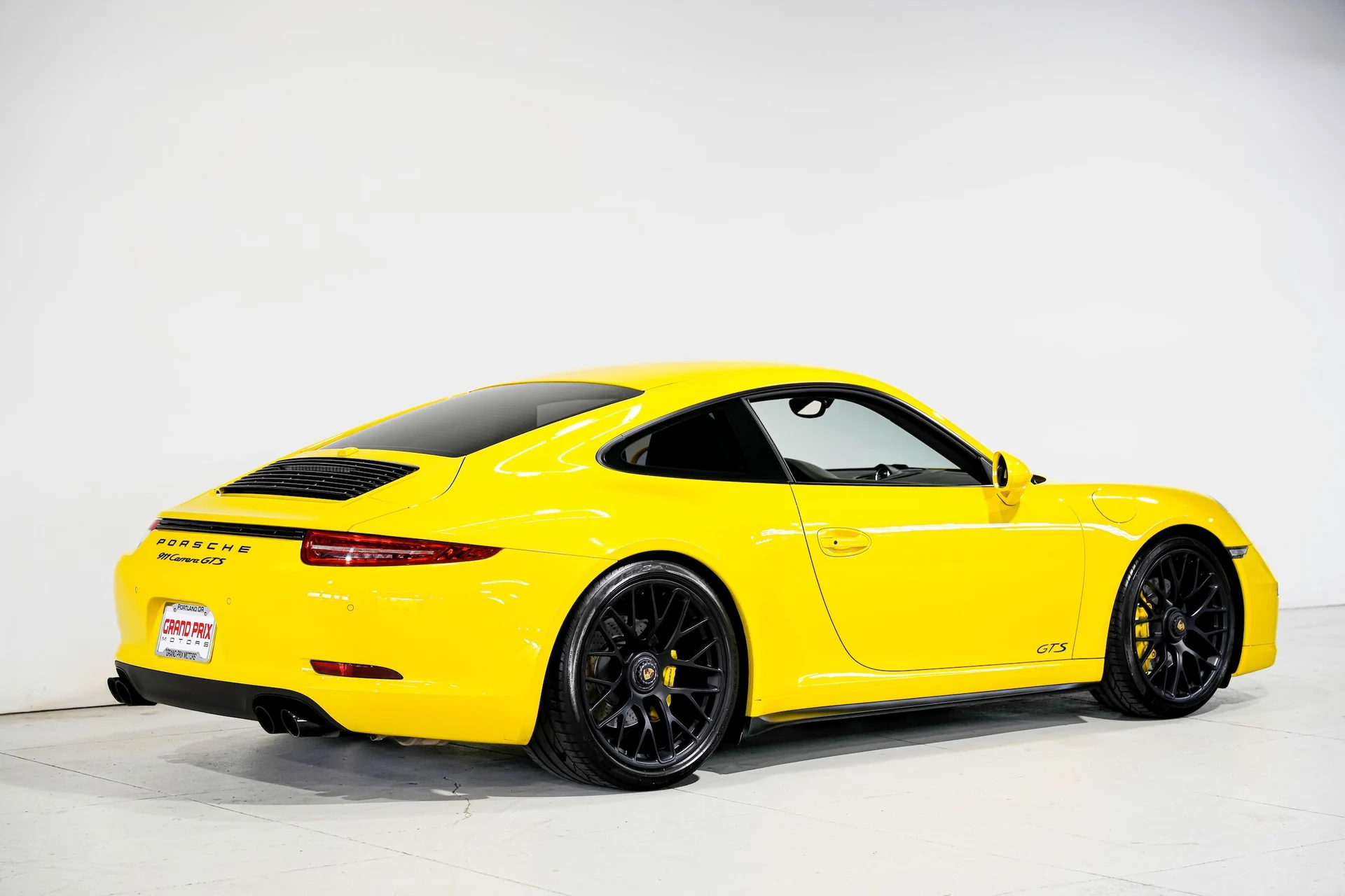 mph003_2914043049_d3dd204dd4a64e3865699ec7d330d216x_146fcda16c