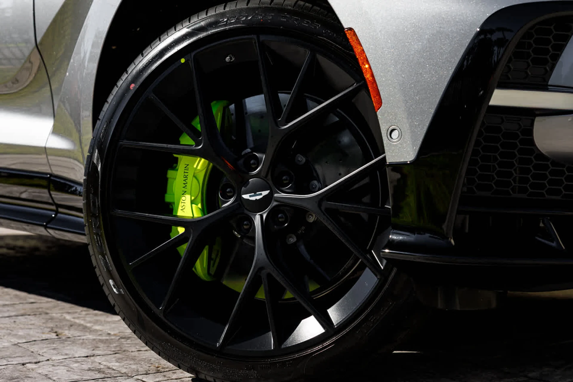 mph003_2916958299_4_d80fd40660