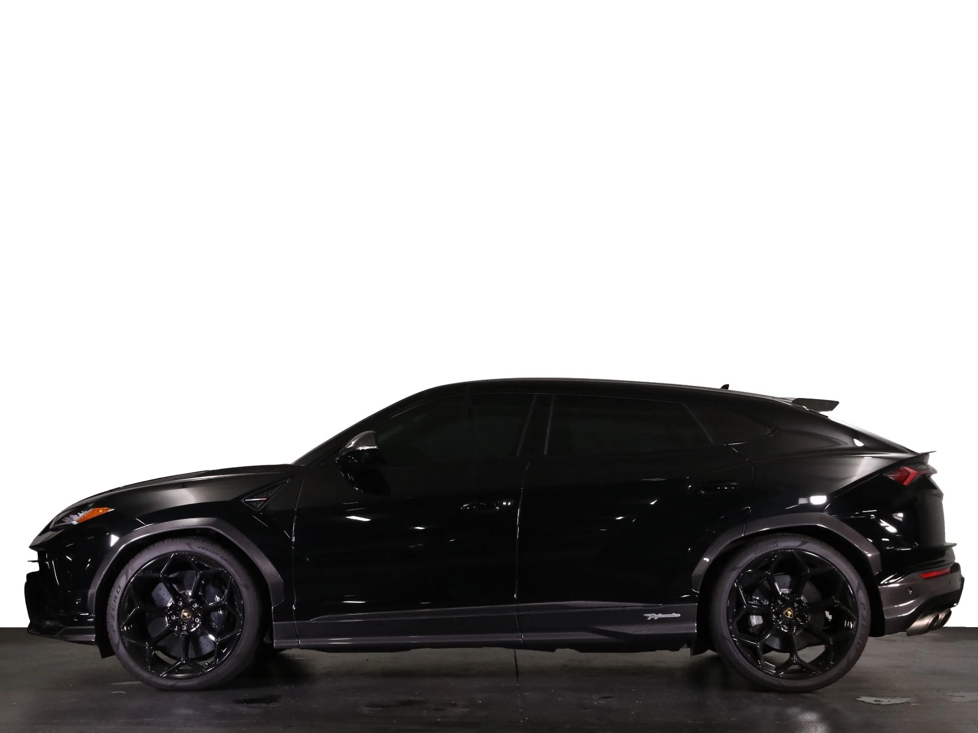 mph003_2918311192_Used_2023_Lamborghini_Urus_Performante_1732871957_322d96218d