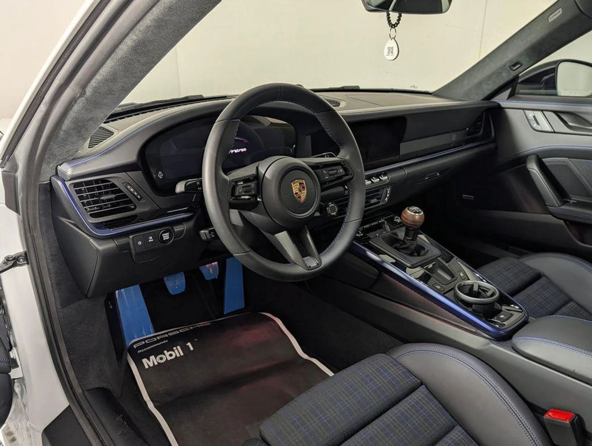 mph003_2936754168_Uom5_SBGQBA_5_BYR_Na_X1_Fs_Qm3_B3_U_9dae428bd8