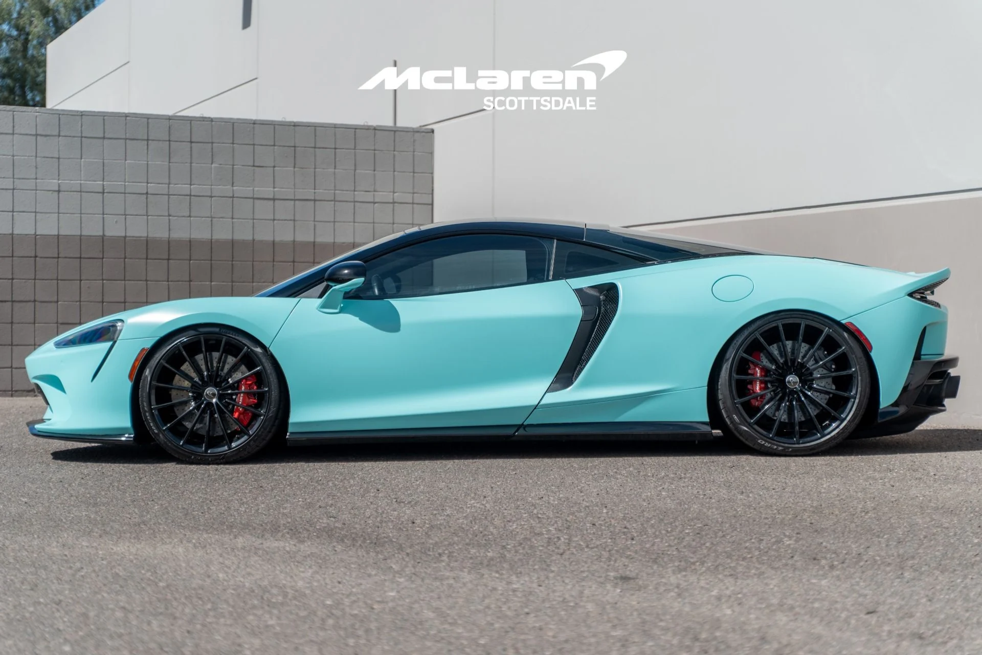 mph003_2937825971_Used_2022_MCLAREN_GT_PIONEER_DESIGN_1773030468_73041a98a6