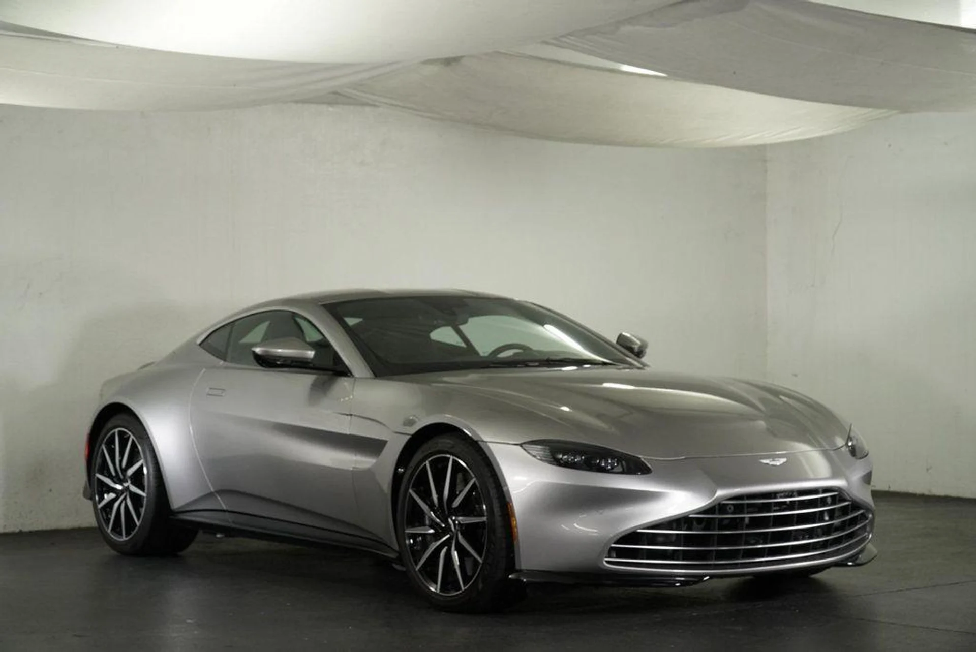 mph003_2944379936_QA_2i_VX_3q_G_Vp_Yll3_Hj6_AZ_0fdhr28_52dffa64c0