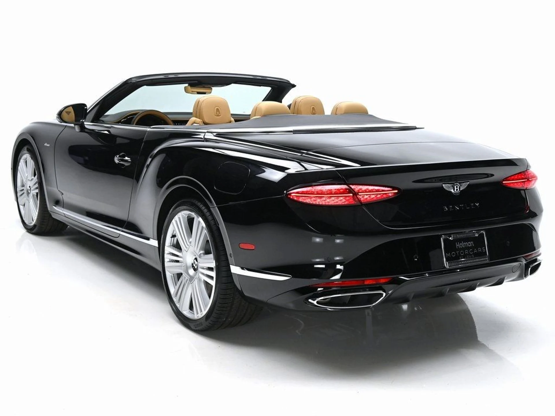 mph003_2949824718_3b018379bc913e21f1f99e9ffb8ab037_f98910eed7