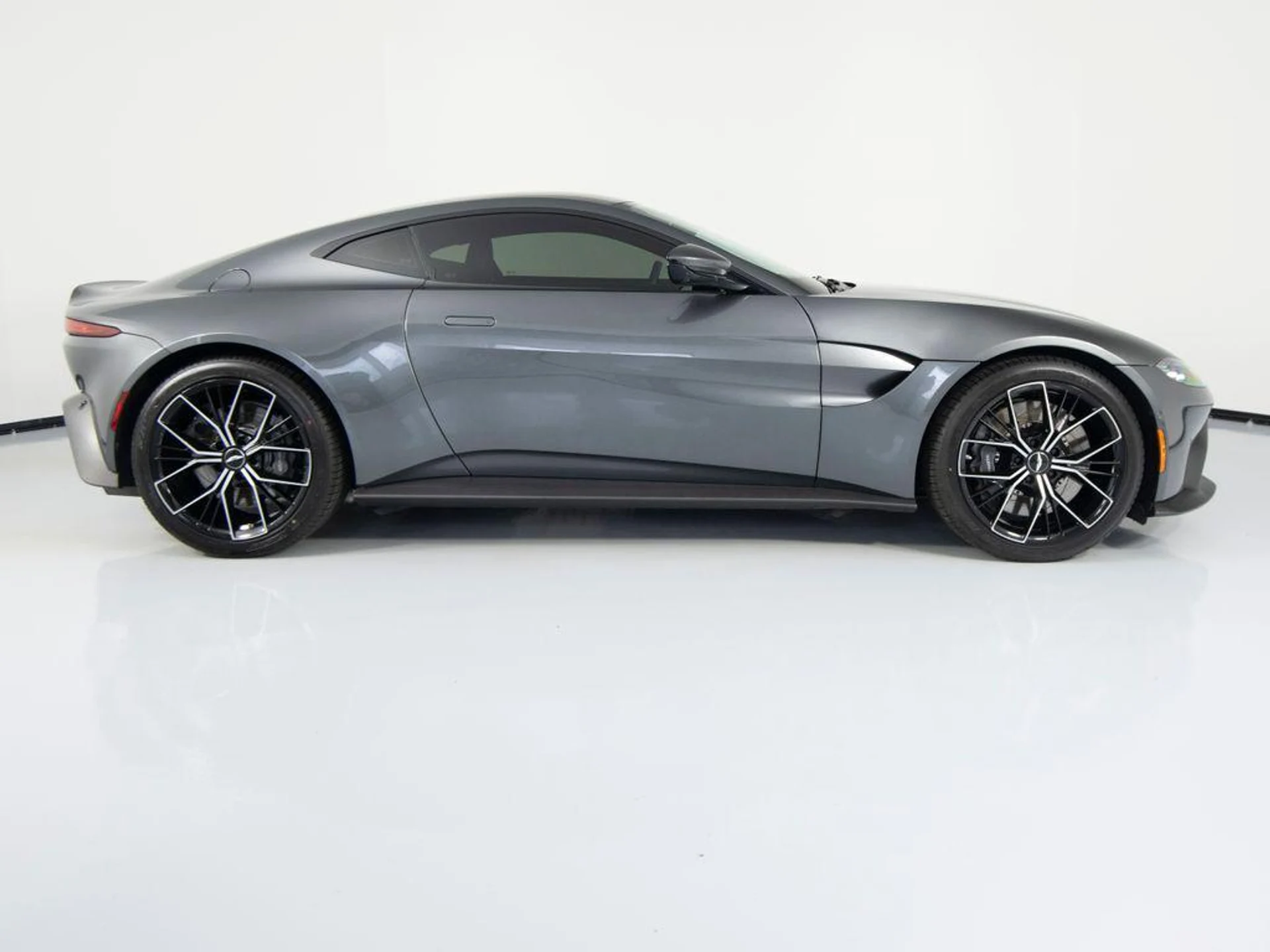 mph003_2962280407_t_D_Zqaxe_B_HHZR_9kv_Ua_XXEQY_Zq_Rw_eee457c978