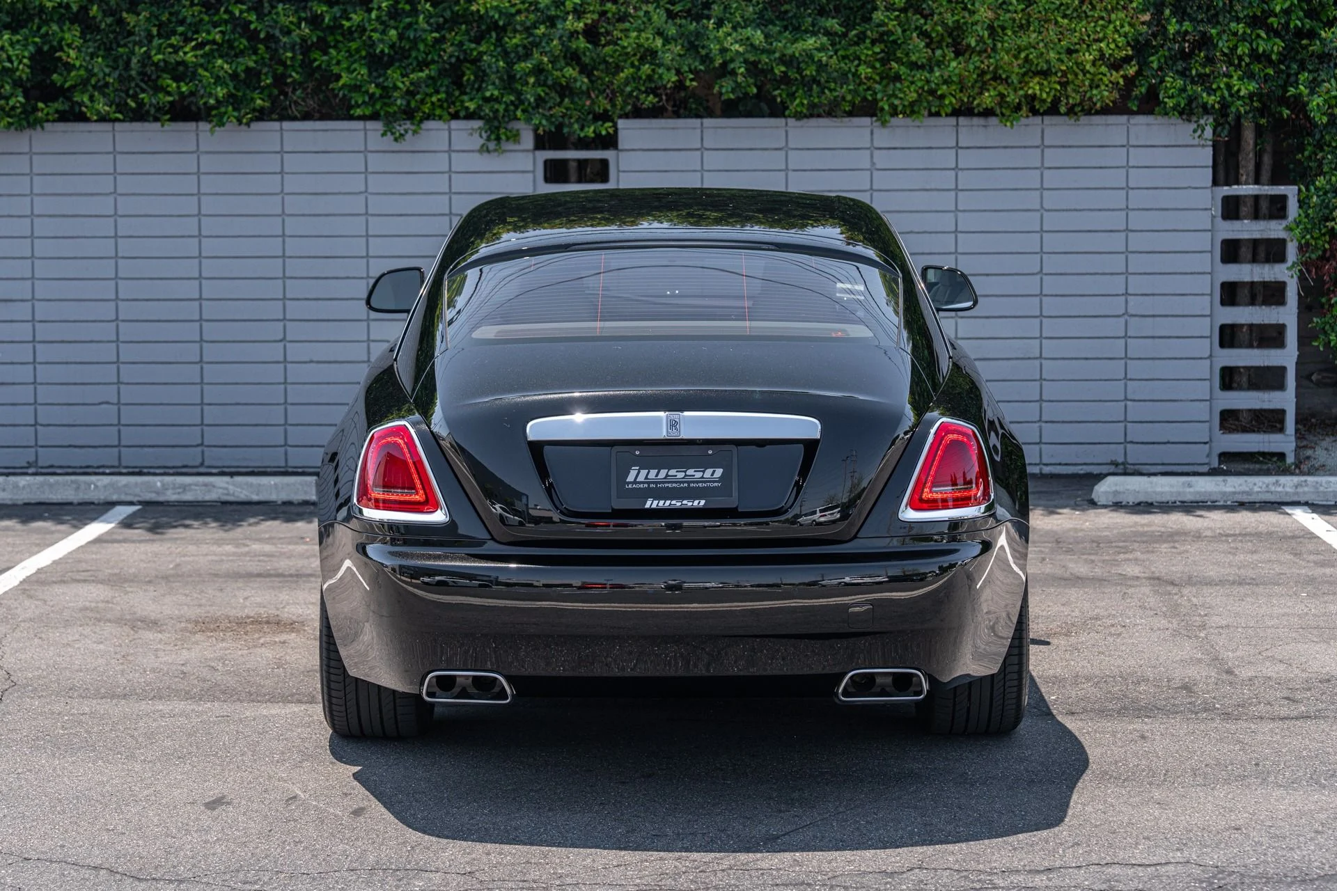 mph003_2970879633_Used_2018_Rolls_Royce_Wraith_1752607017_7eeb047e7a