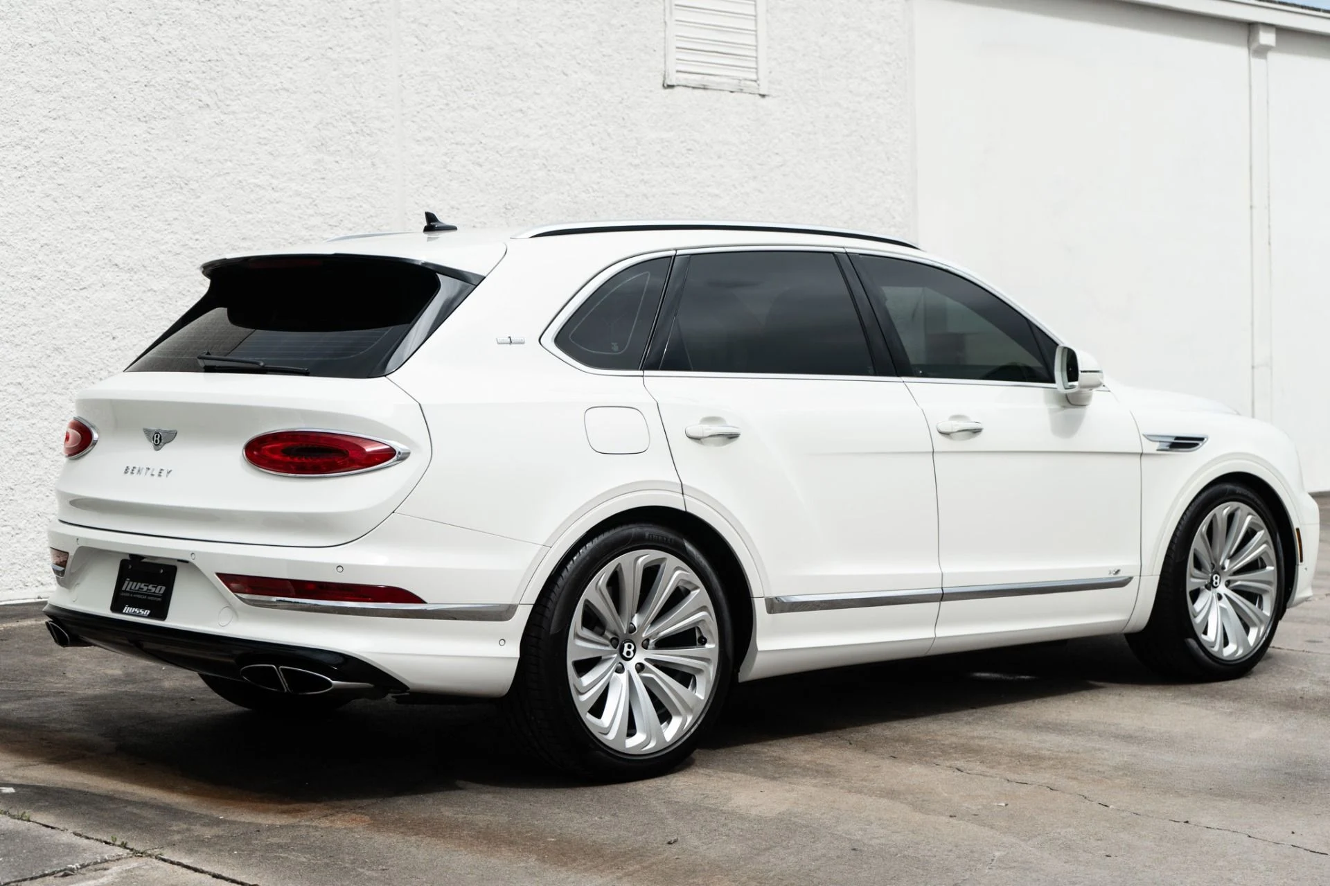 mph003_2979055423_Used_2021_Bentley_Bentayga_V8_1780517075_ba51040f3b