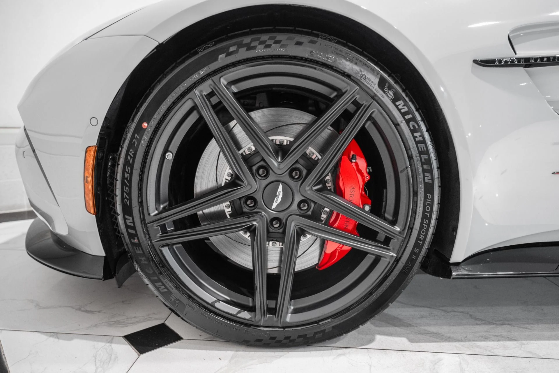 mph003_2981948704_New_2026_Aston_Martin_Vantage_S_Roadster_1786373251_0705c2266e