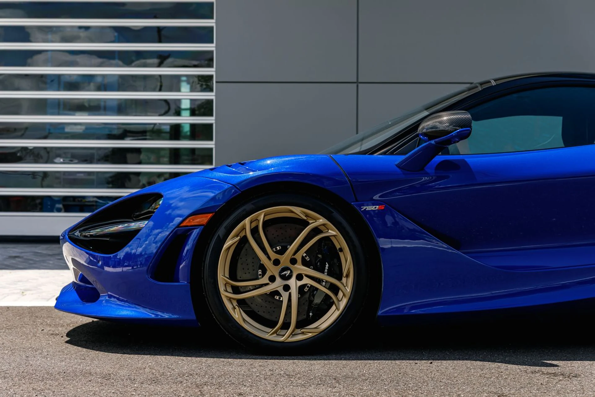 mph003_298197005_573_p4_l_9cbe896063