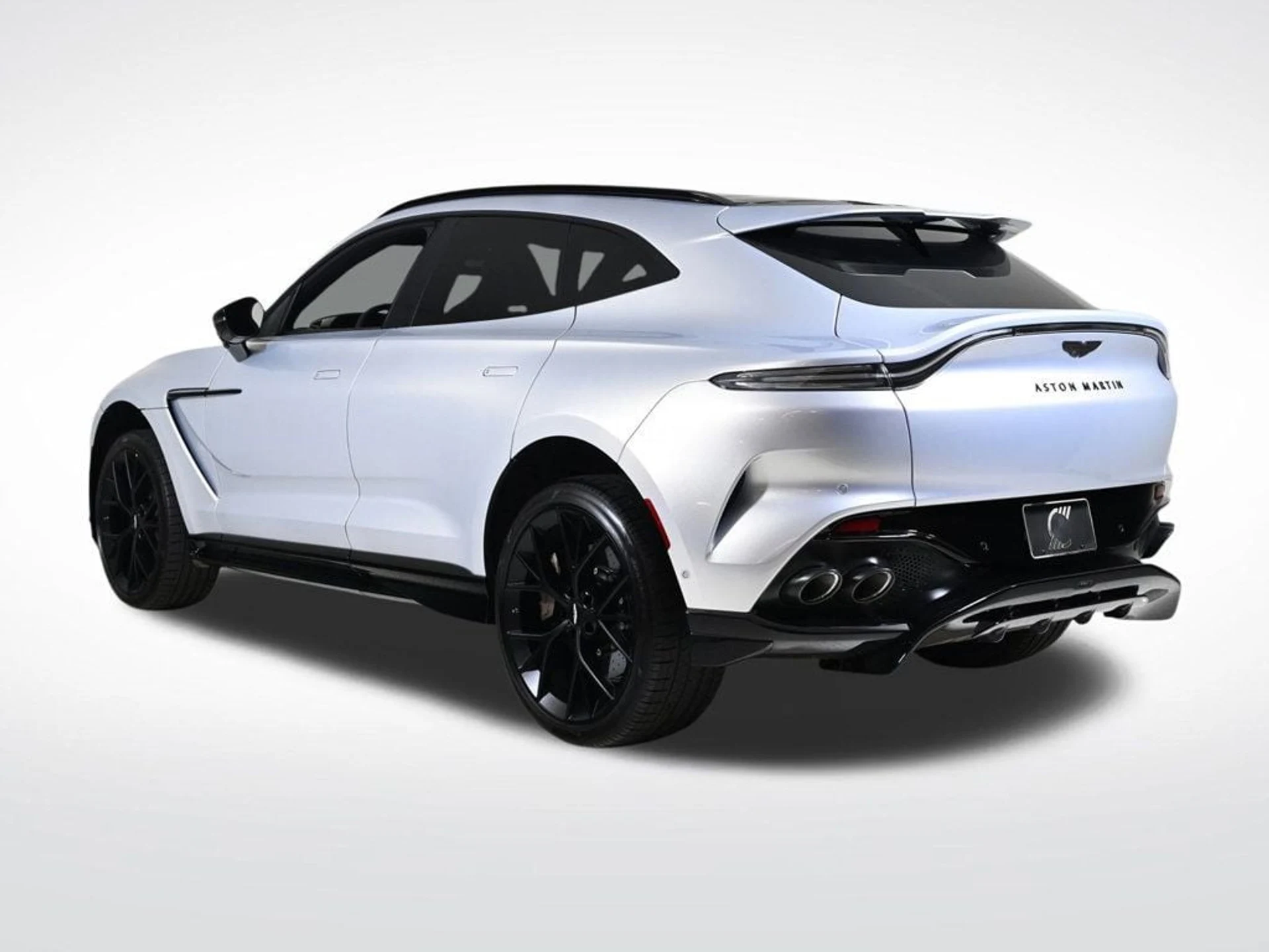 mph003_2994713200_new_2025_aston_martin_dbx_707awd_11350_22901313_3_1024_751be16b3b