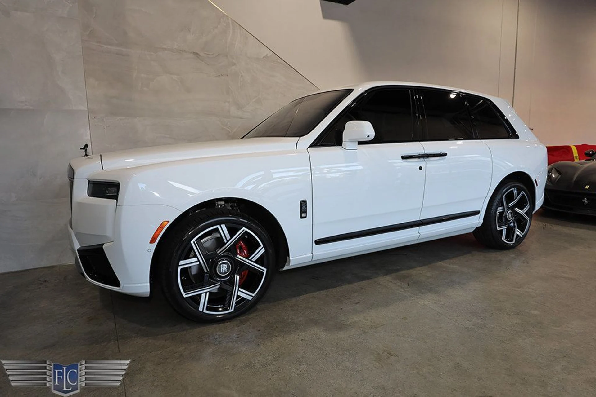mph003_3006333293_used_2026_rolls_royce_cullinan_blackbadgesportutility_9689_23031080_4_1024_e81930897b