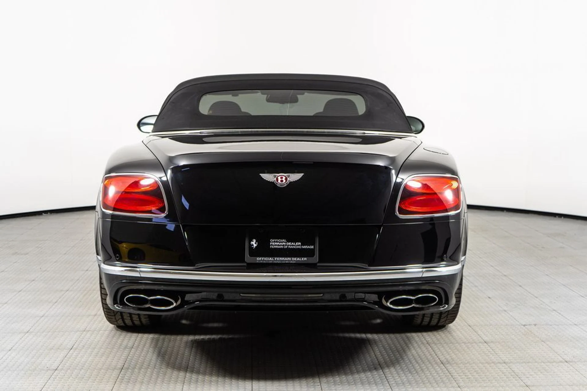 mph003_3016938023_4_26080603_695825da76fd8_ee982057d0