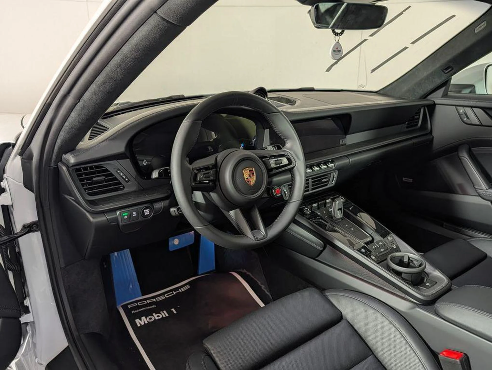 mph003_3021882989_XCA_7_Z6w_BM_Ckcw_U6w_Xp_Ahwo10_KY_973ed3a959