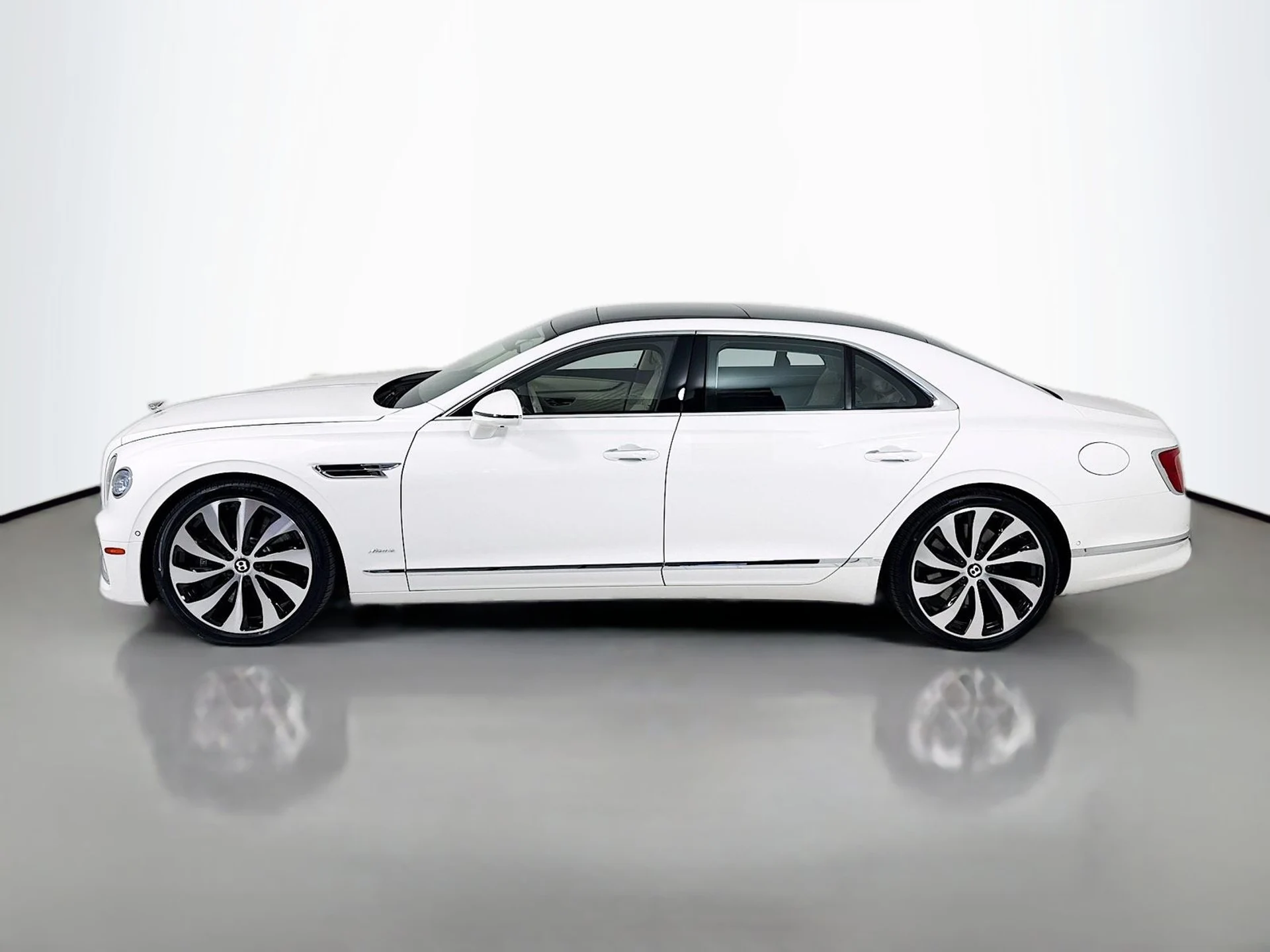 mph003_3030155894_28e6bd397a9aac810264d697c0d710e8x_c6c29c3f30