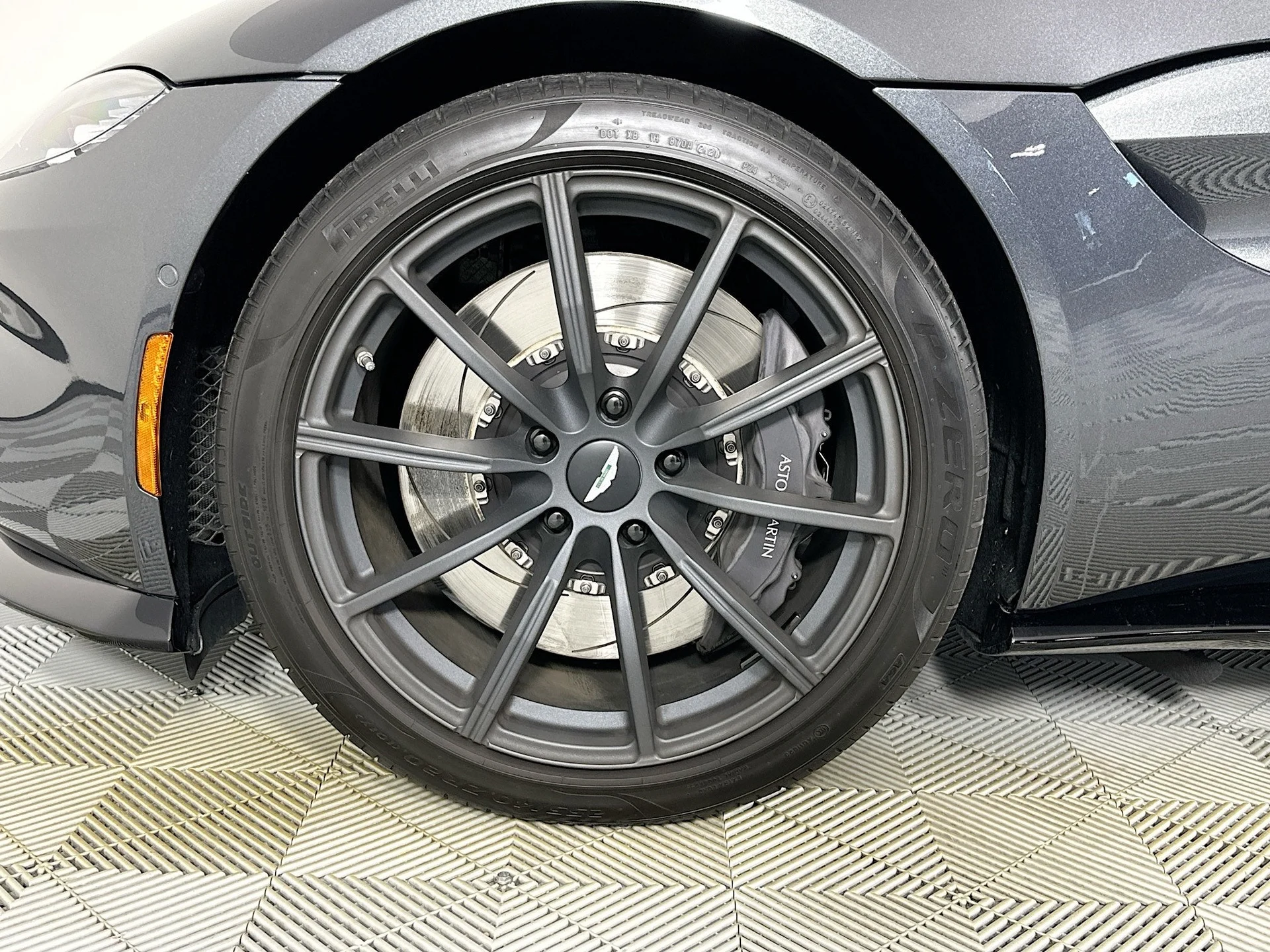 mph003_3032919452_4_a26517dc96