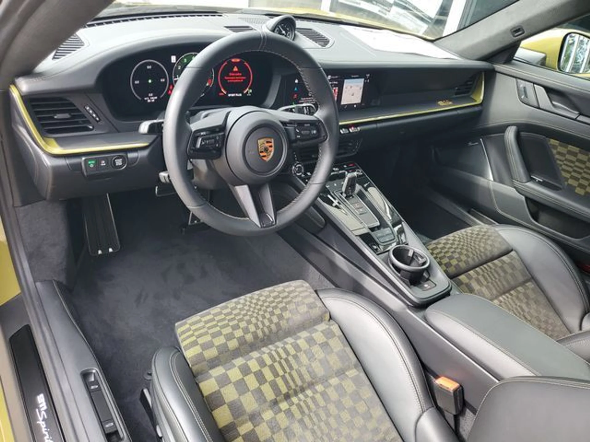 mph003_3036752806_92cf03a9bd7b0442f32c49799425340fx_301dcccd26