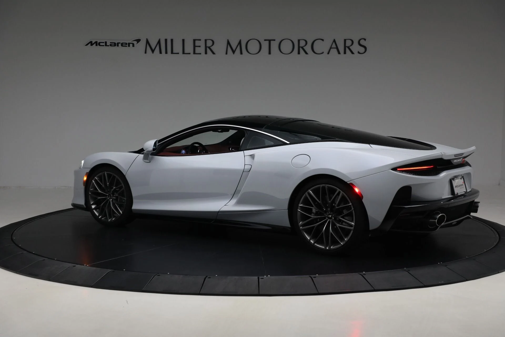 mph003_3047816837_Used_2023_Mc_Laren_GT_Luxe_3952d674af