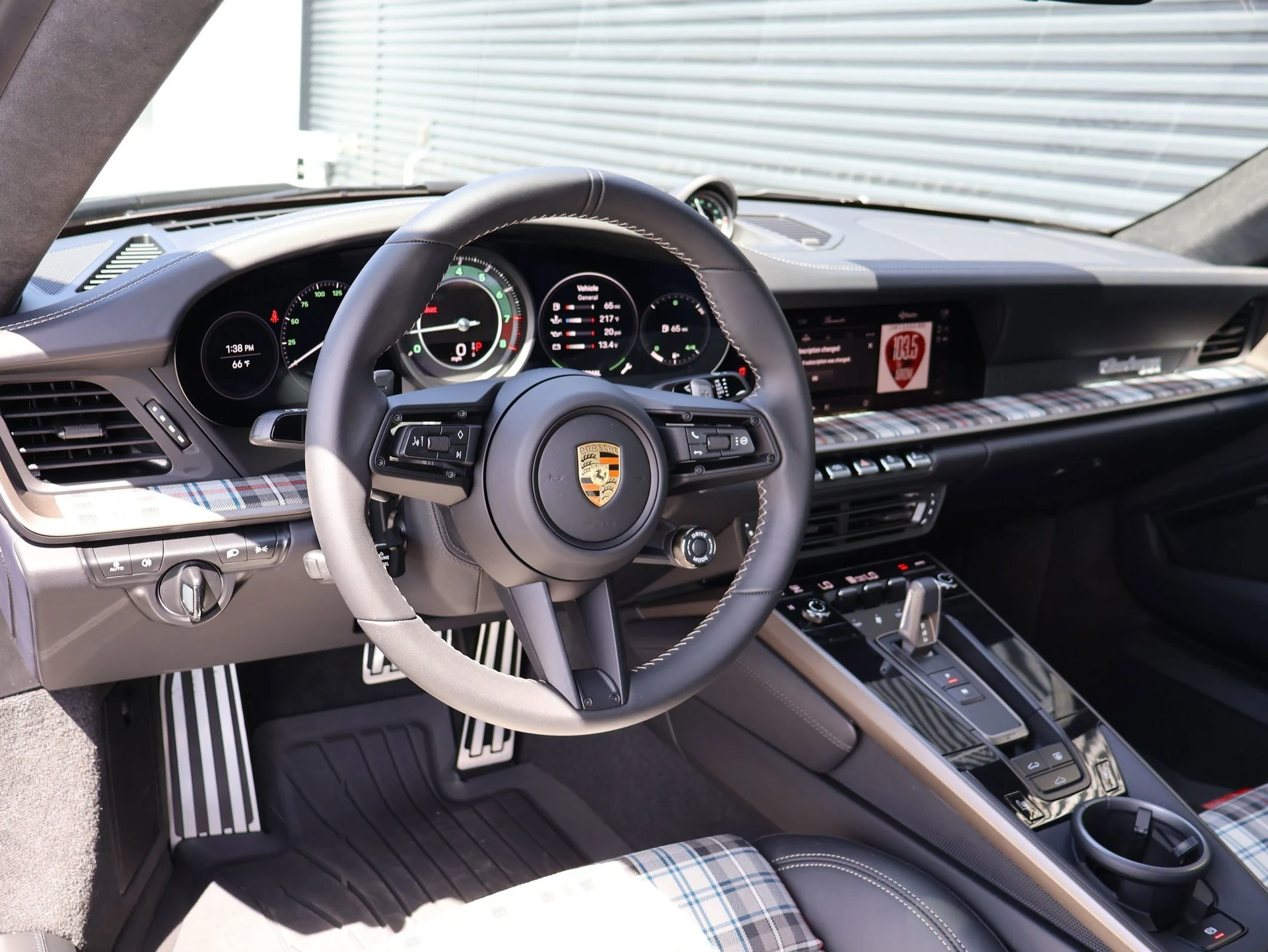 mph003_3054014222_aa86e7c8a58158c16e485425d87afad0_cdaaa9557a