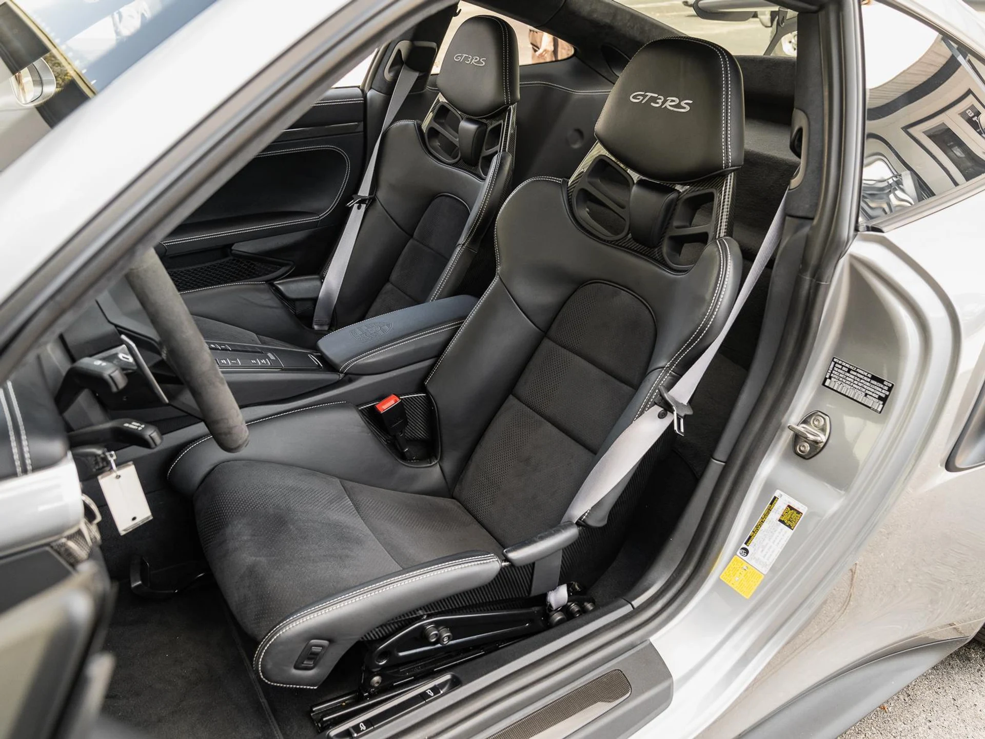 mph003_3057808950_Used_2019_Porsche_911_GT_3_RS_1771496236_96e866e0ec