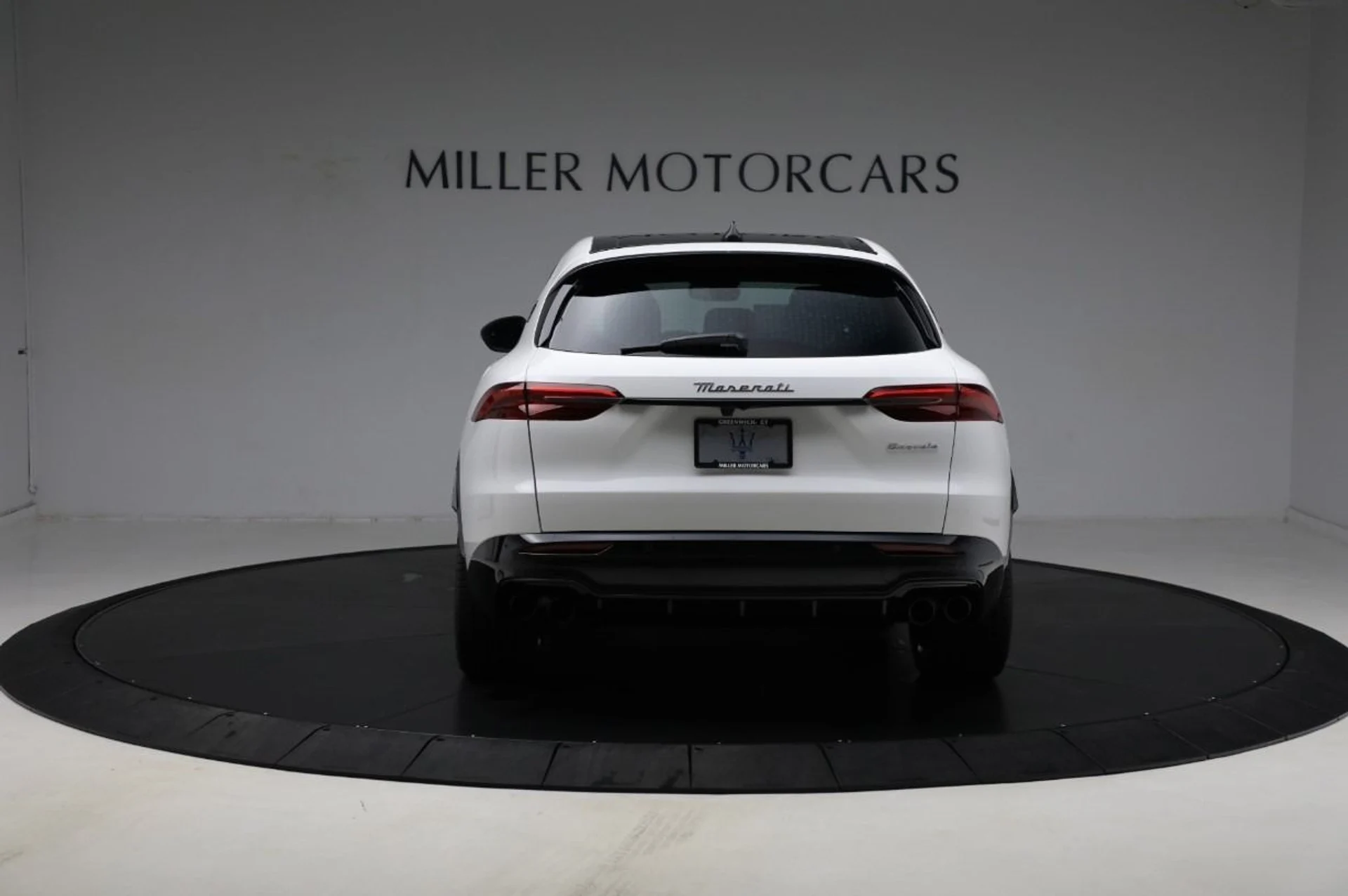 mph003_3066772242_New_2025_Maserati_Grecale_Modena_1daa58324b