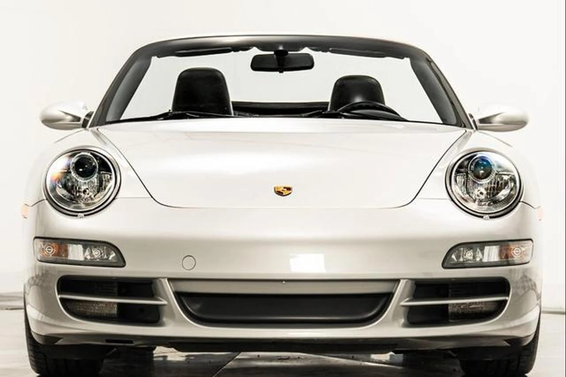 mph003_3076745268_614kw8_Op0_G9s8_Vv_C5_R107_Kf06a_Q_e26d8aa117