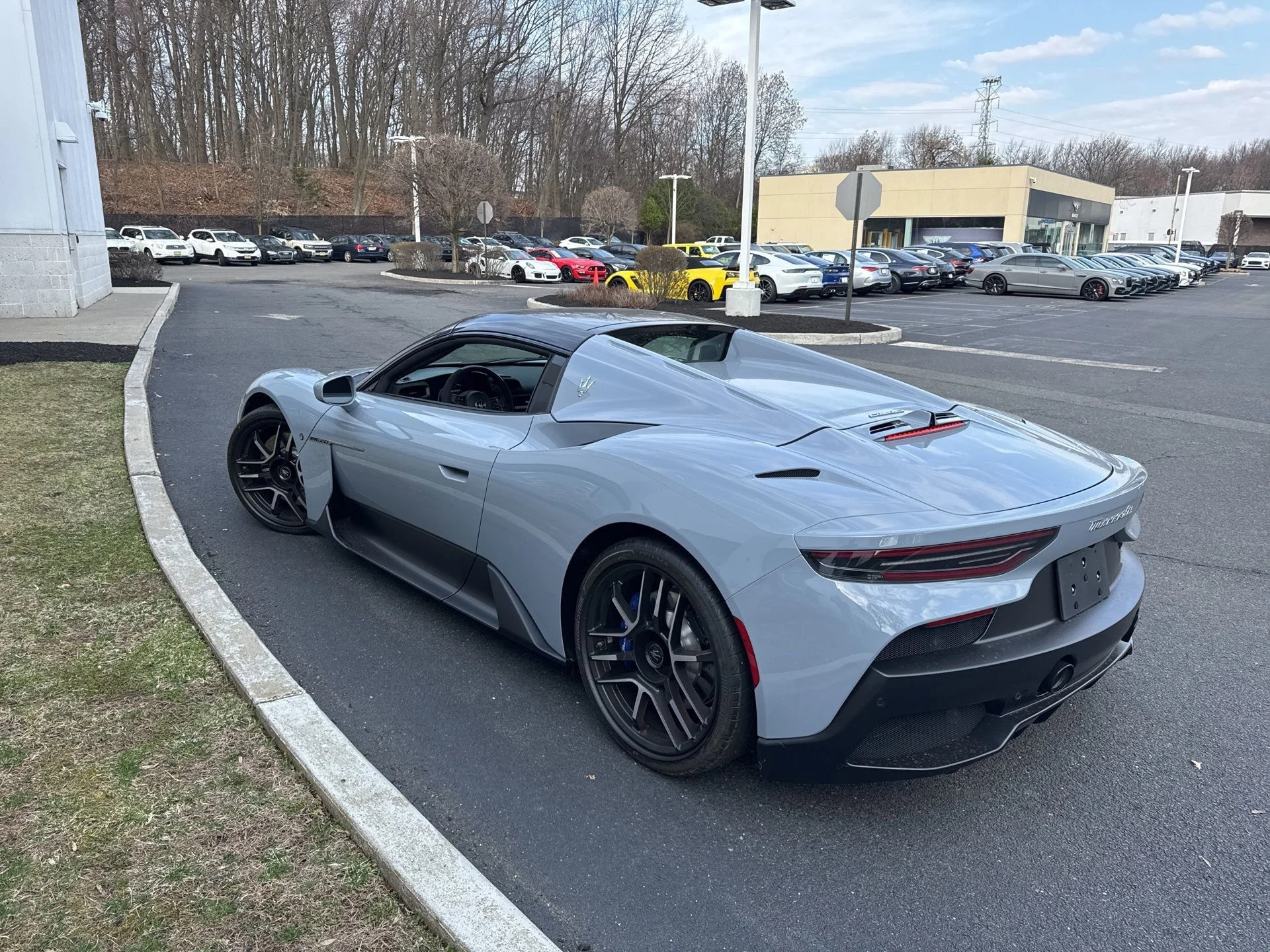 mph003_3087536201_cf183d8ef4b0432bbb275e66b545330e_68d9cc8231