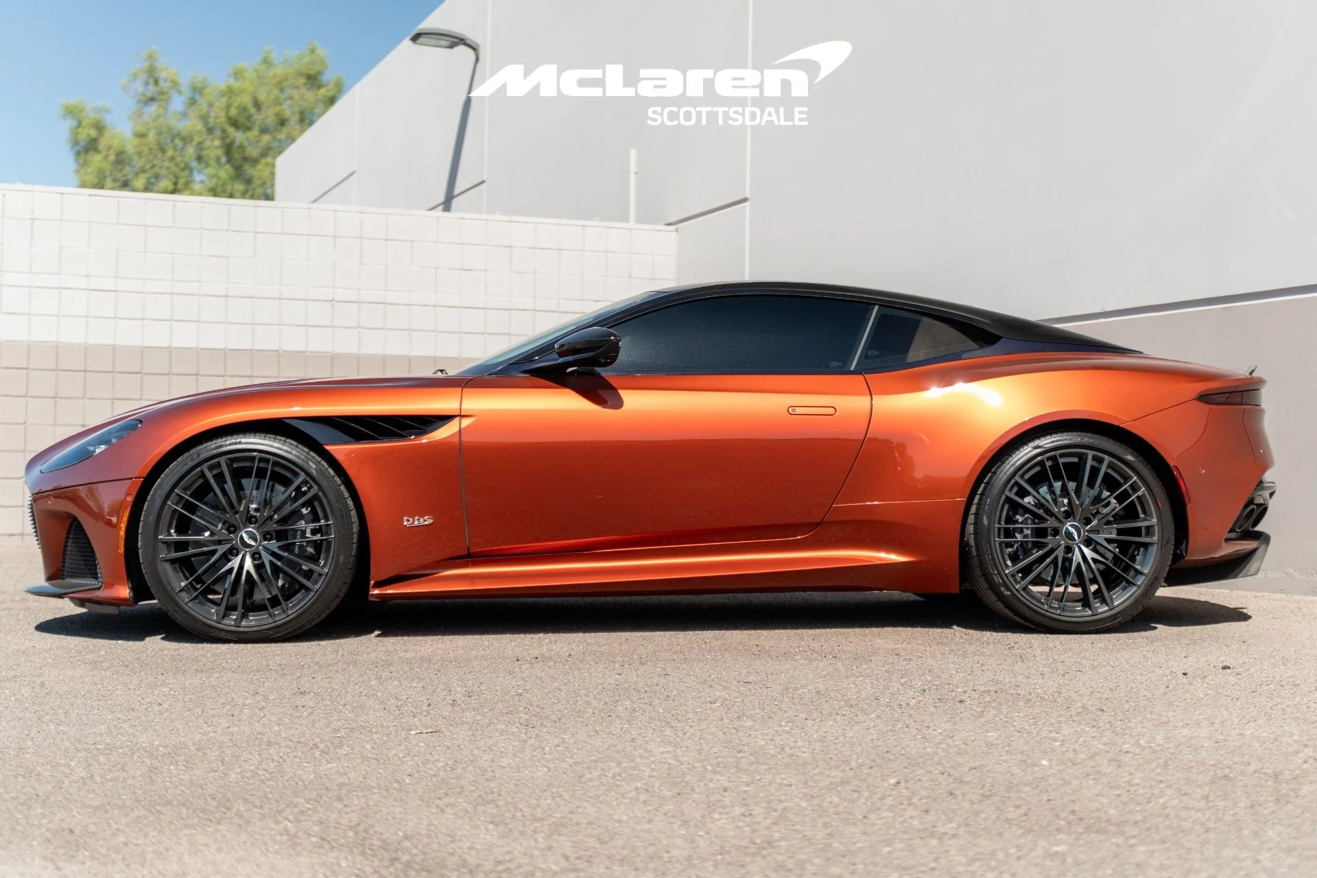 mph003_3093263480_Used_2020_ASTON_MARTIN_DBS_Superleggera_1756222236_6998417189