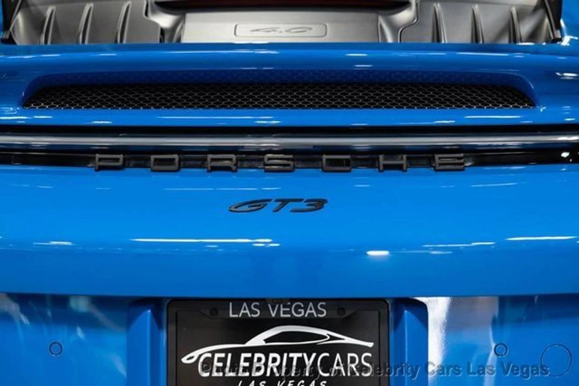 mph003_3101437454_used_2022_porsche_911_gt3coupe_9707_23088609_8_640_cc1fbc3418